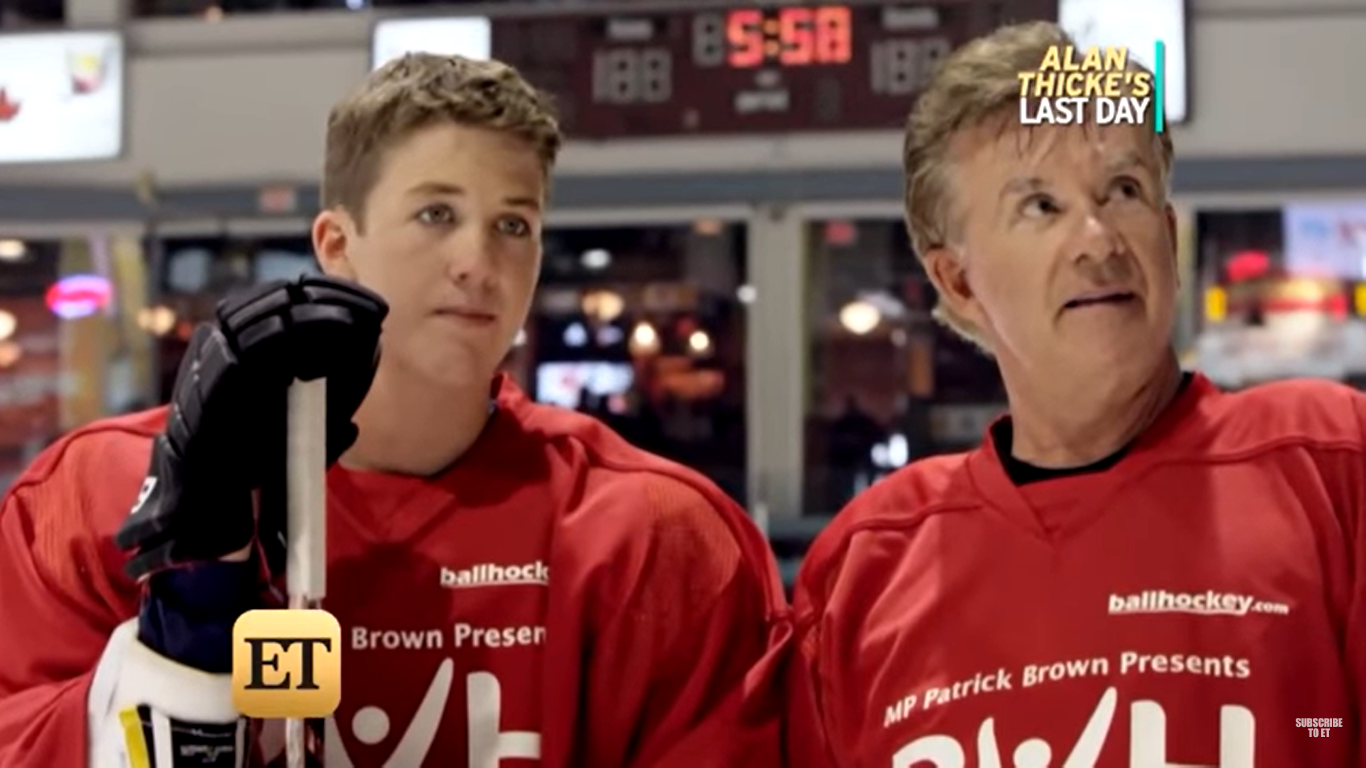 Carter Thicke and his father Alan Thicke during a hockey game | Source: YouTube/EntertainmentTonight
