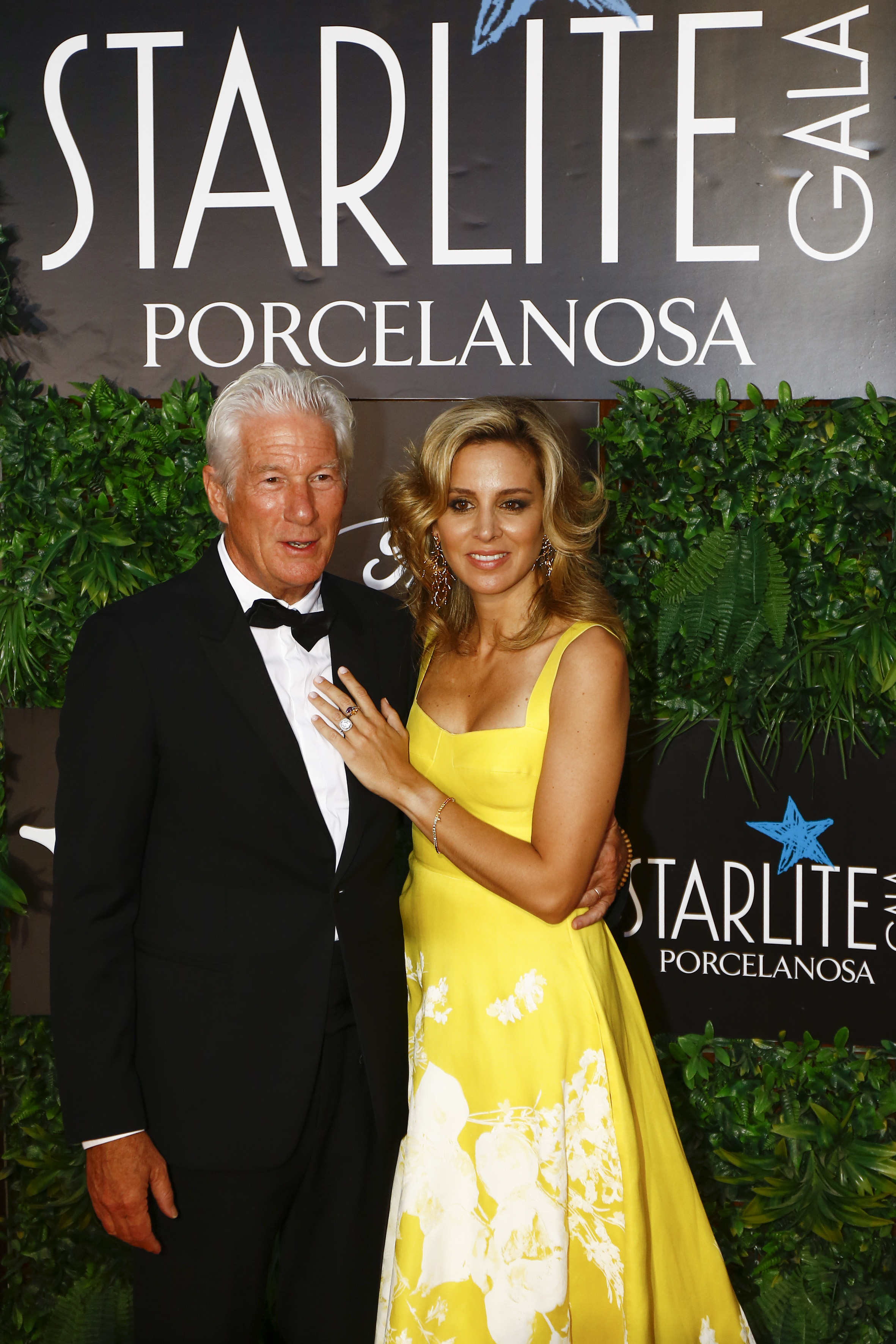 Richard Gere and Alejandra Silva at the Starlite Porcelanosa Gala in Marbella, Spain on August 14, 2022 | Source: Getty Images