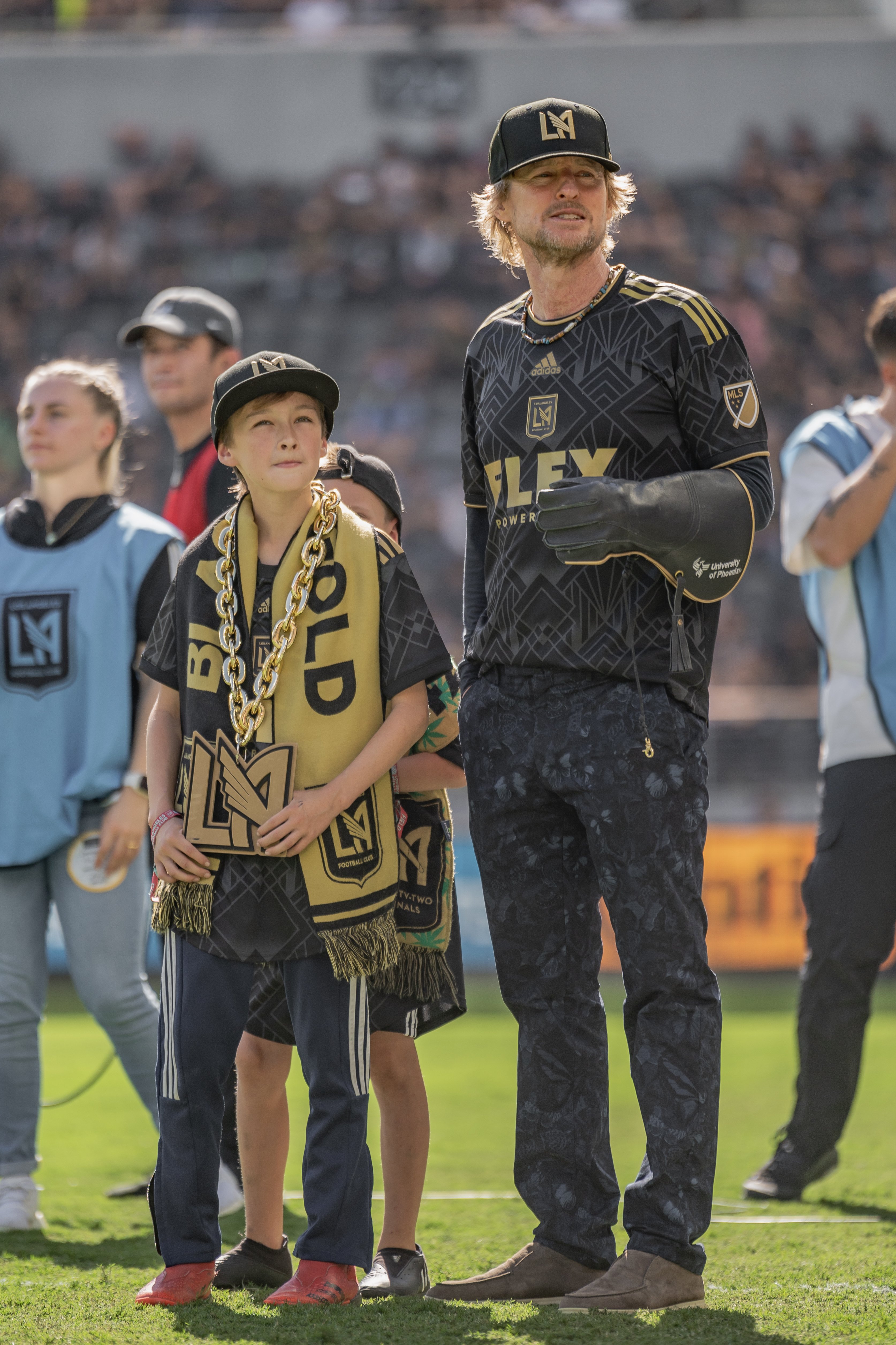 Owen Wilson avec l'un de ses fils à Los Angeles en 2022 | Source : Getty Images
