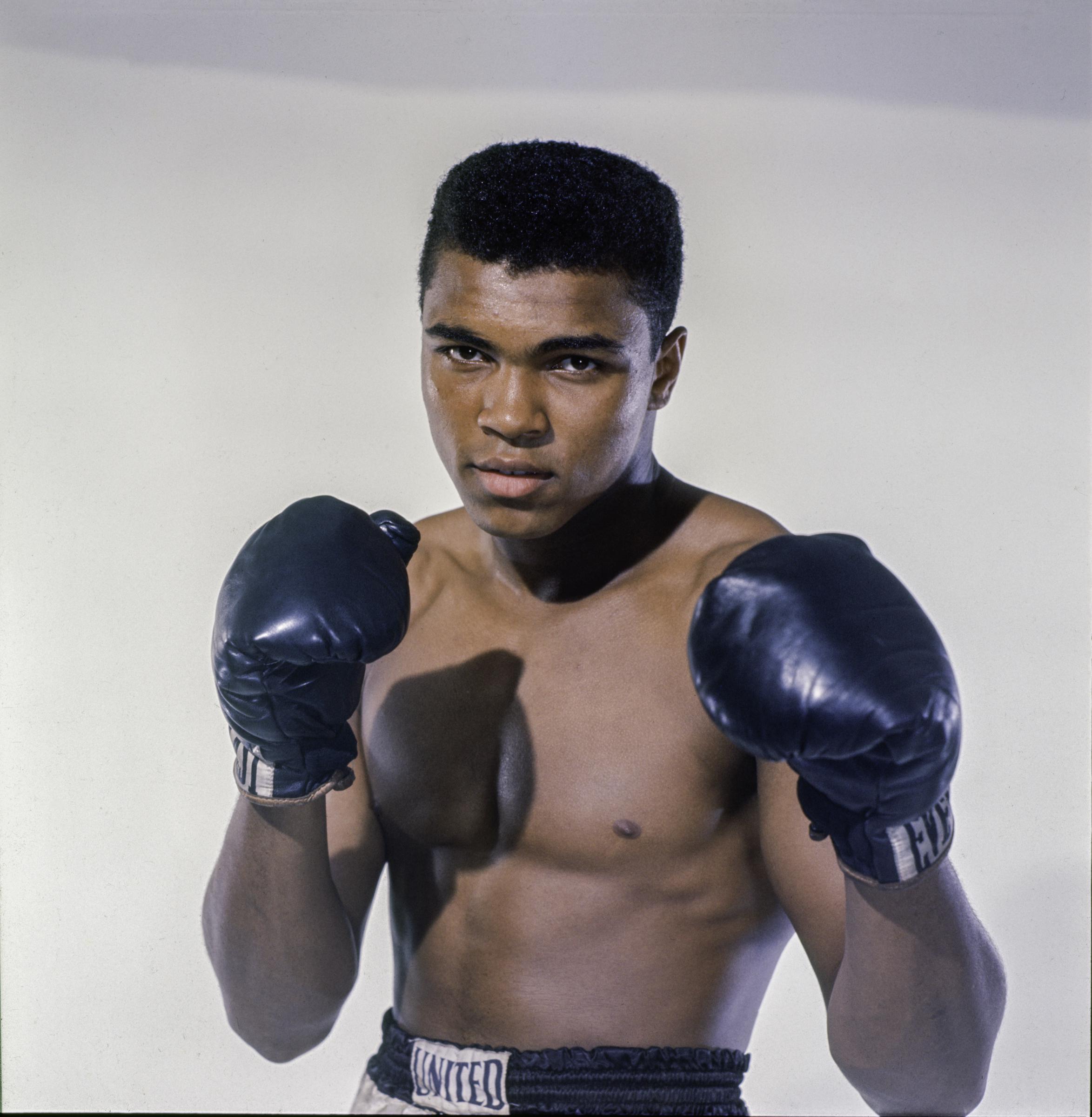 Muhammad Ali poses on May 17, 1962, in Bronx, New York. | Source: Getty Images