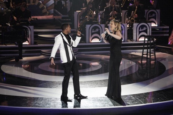 - Superstars Kelly Clarkson, John Legend, Jennifer Nettles and Robin Thicke, take the stage with their remaining Duet partners for an evening of standards from the Golden Age of music | Photo: Getty Images
