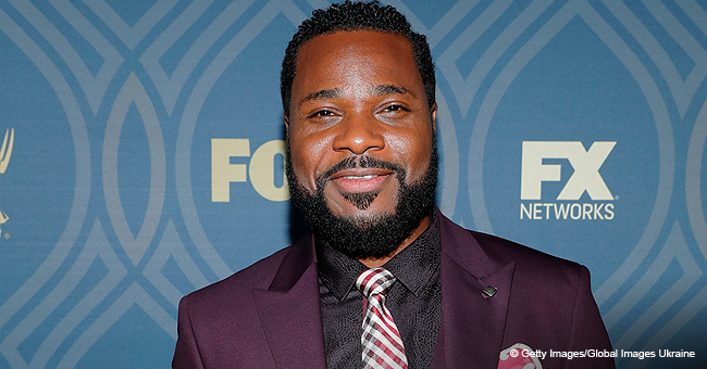 Malcolm-Jamal Warner Shares Heartwarming Photo of Himself Washing Dishes with His Little Daughter