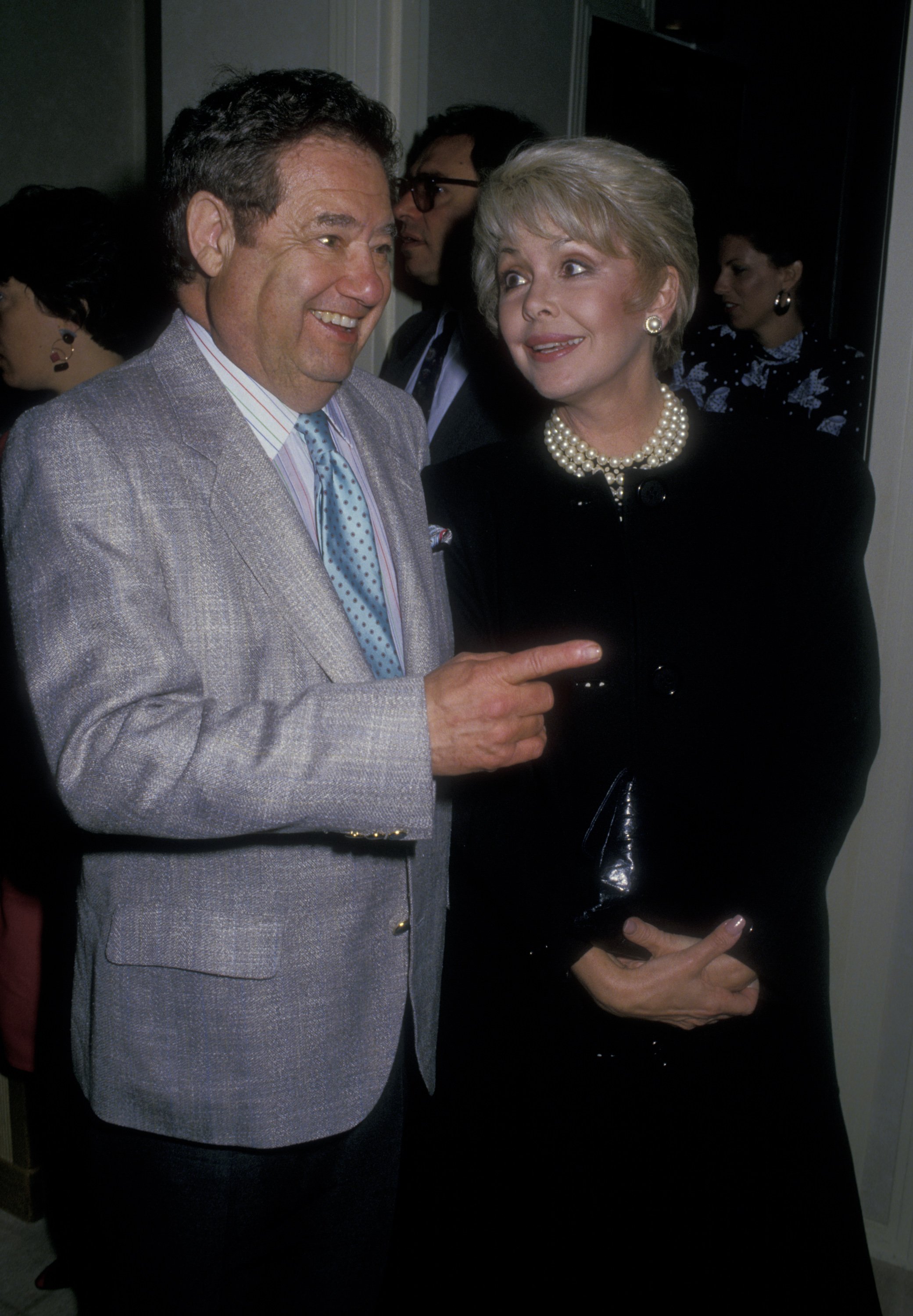 Warren Cowan and Barbara Rush at the opening party for "Sleuth" on July 6, 1988, at St. James Club in Beverly Hills, California | Photo: Getty Images/Ron Galella, Ltd/Ron Galella Collection