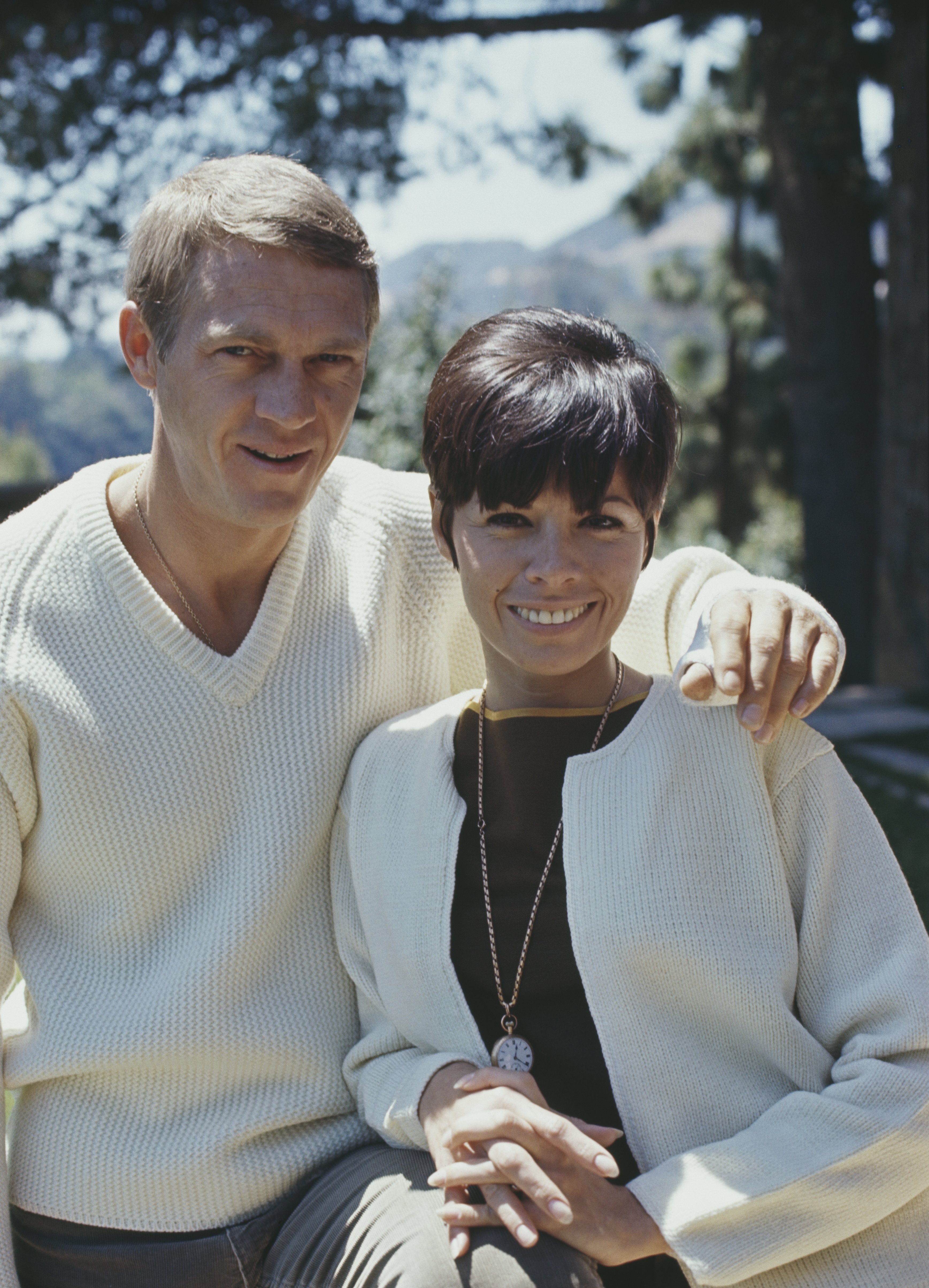 Steve McQueen and Neile Adams photographed in 1965. | Source: Getty Images