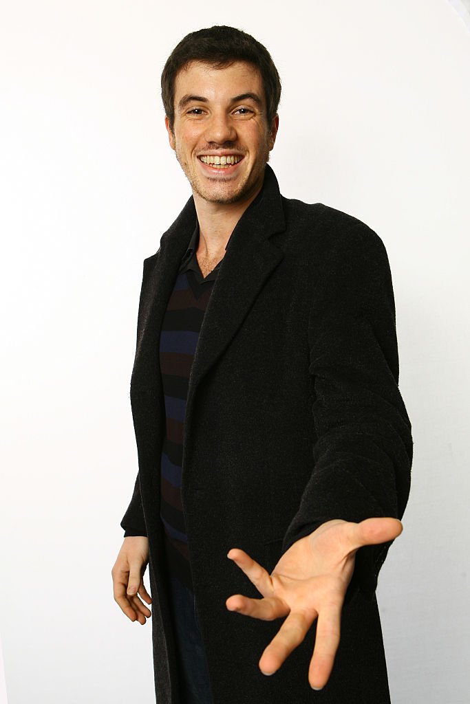 Vincent Fernandel à l'ouverture de l '"Institut Cellusonic" à Paris. | Photo : Getty Images