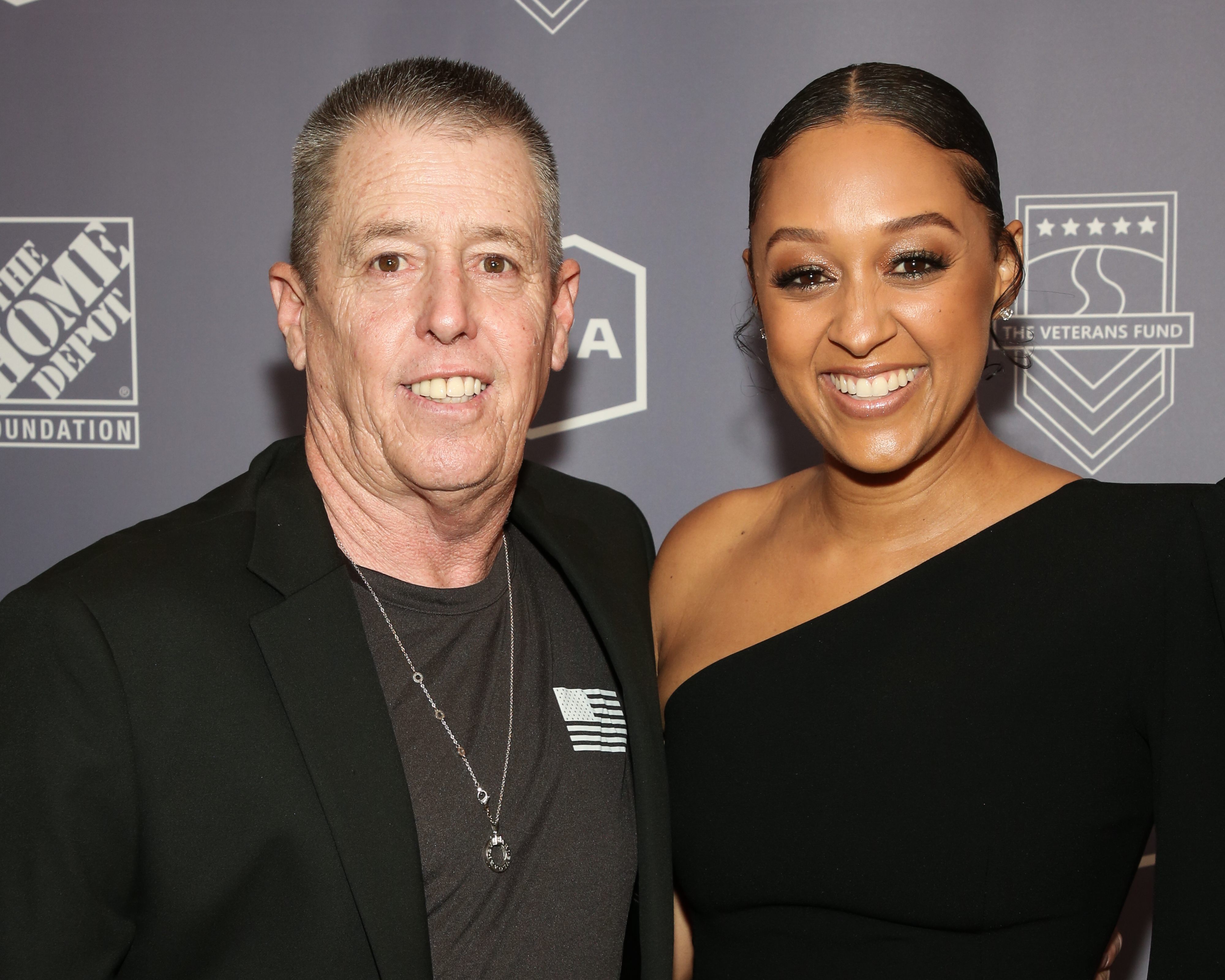Timothy Mowry and Tia Mowry attend the 2019 U.S. Vets Salute Gala at The Beverly Hilton Hotel on November 5, 2019, in Beverly Hills, California. | Source: Getty Images