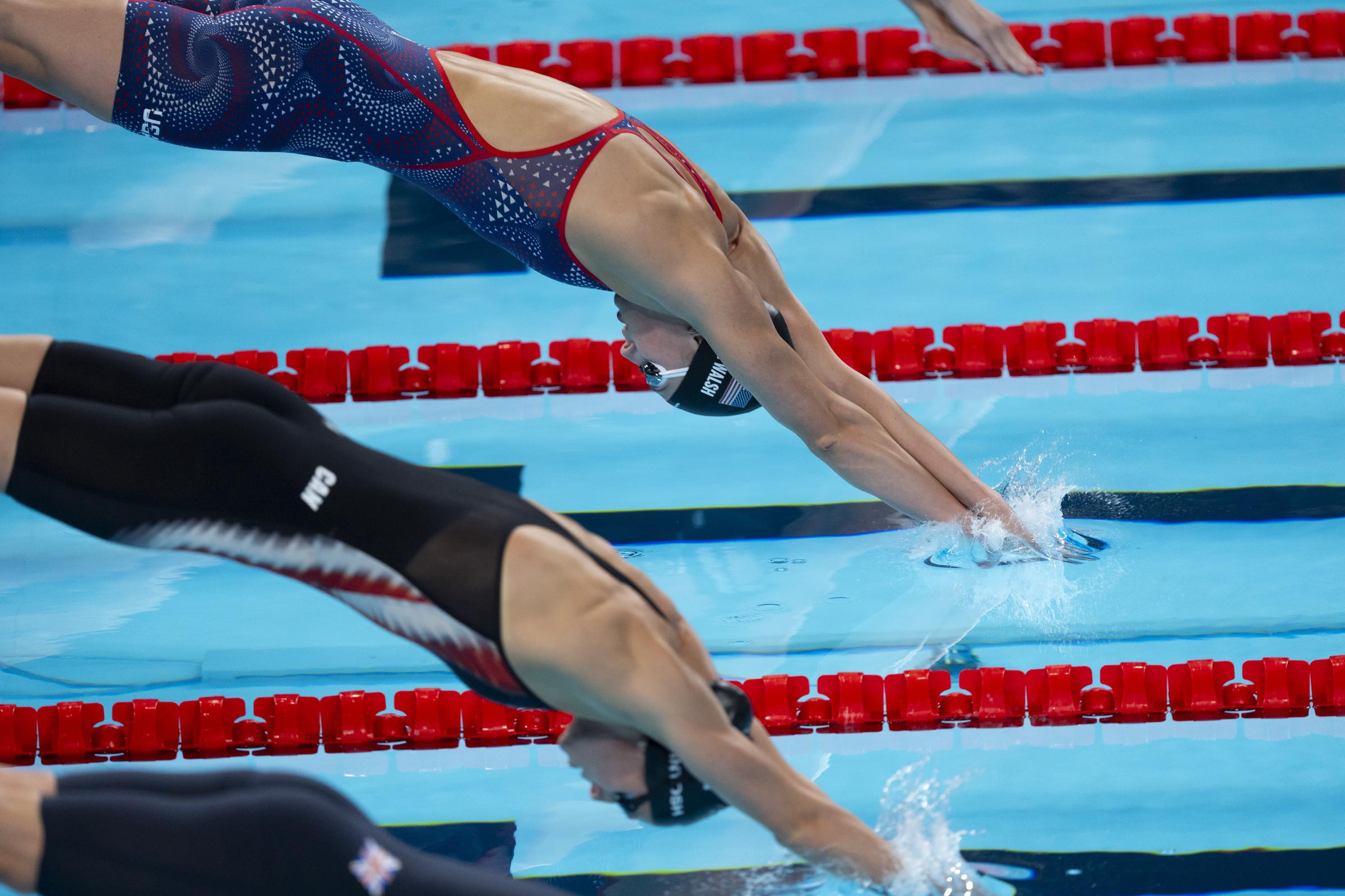 Alex Walsh competes in the women's 200m Individual Medley swimming final at the Olympic Games Paris 2024 in Paris, France on August 3, 2024. | Source: Getty Images