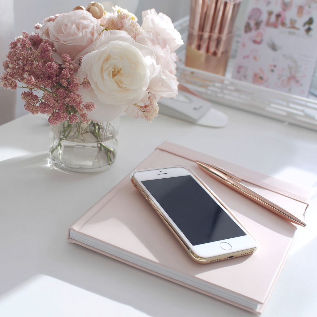 A cellphone on a table | Source: Midjourney