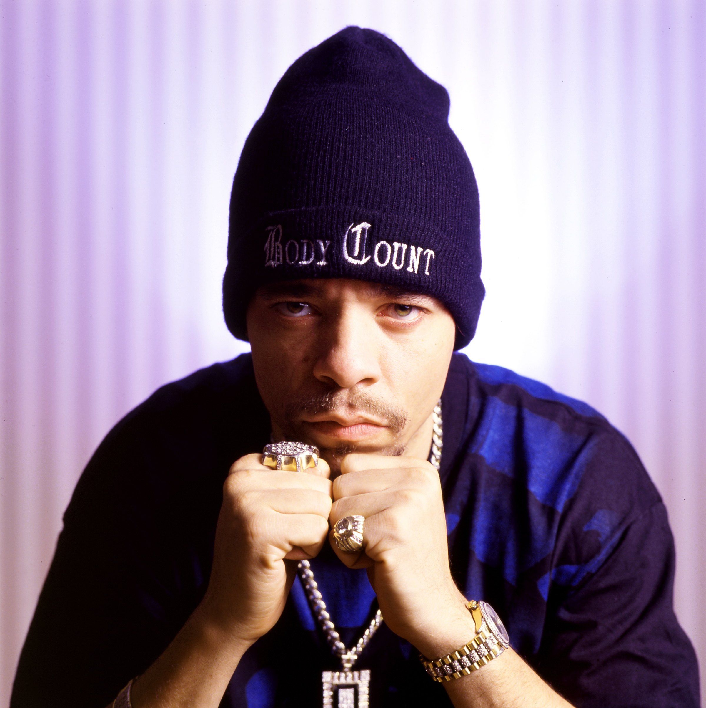 Ice T poses for a portrait session in New York City on February 15, 1993. | Photo: Getty Images