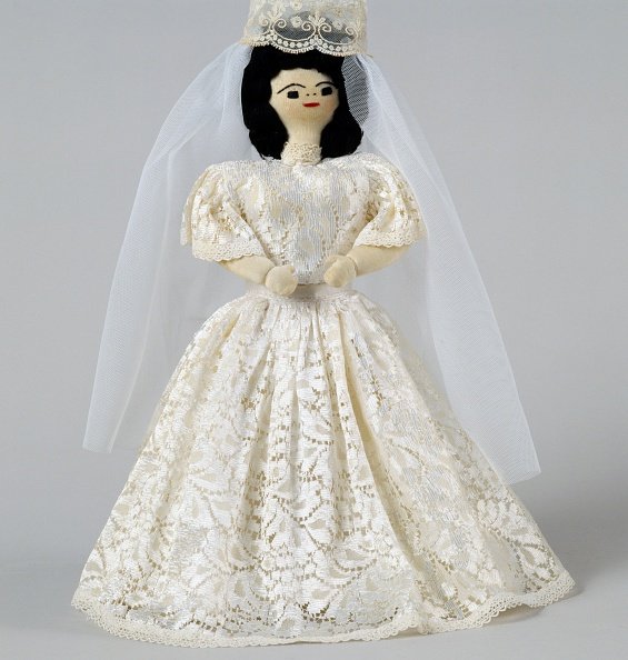 Rag doll with wedding dress | Photo: Getty Images