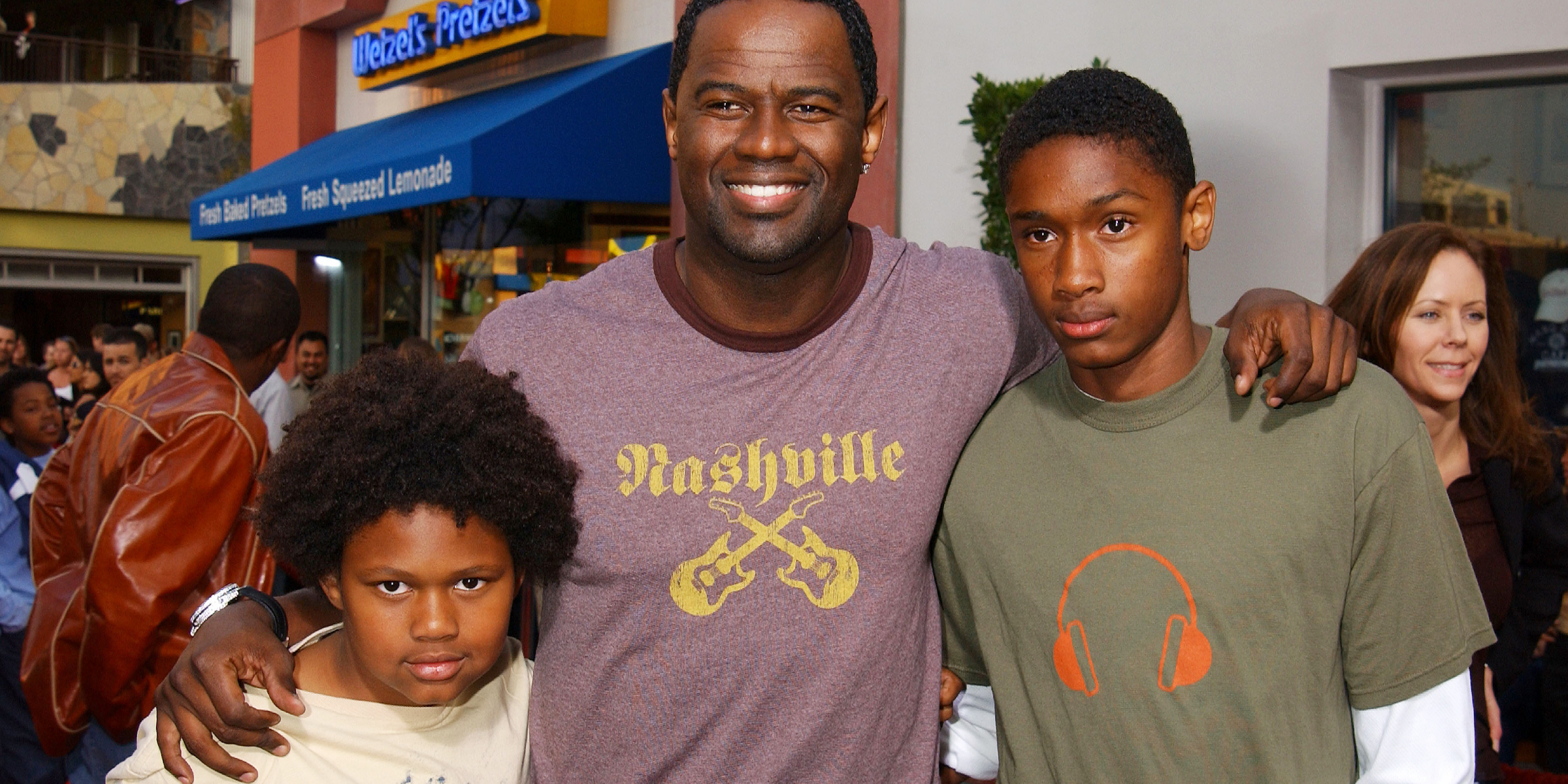Brian McKnight with Sons Niko and Brian | Source: Getty Images