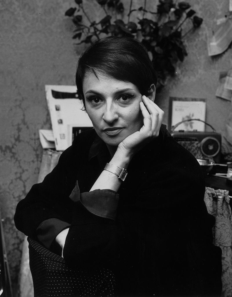 La chanteuse Française Barbara en septembre 1965. | Photo : Getty Images. La chanteuse Française Barbara en septembre 1965. | Photo : Getty Images.
