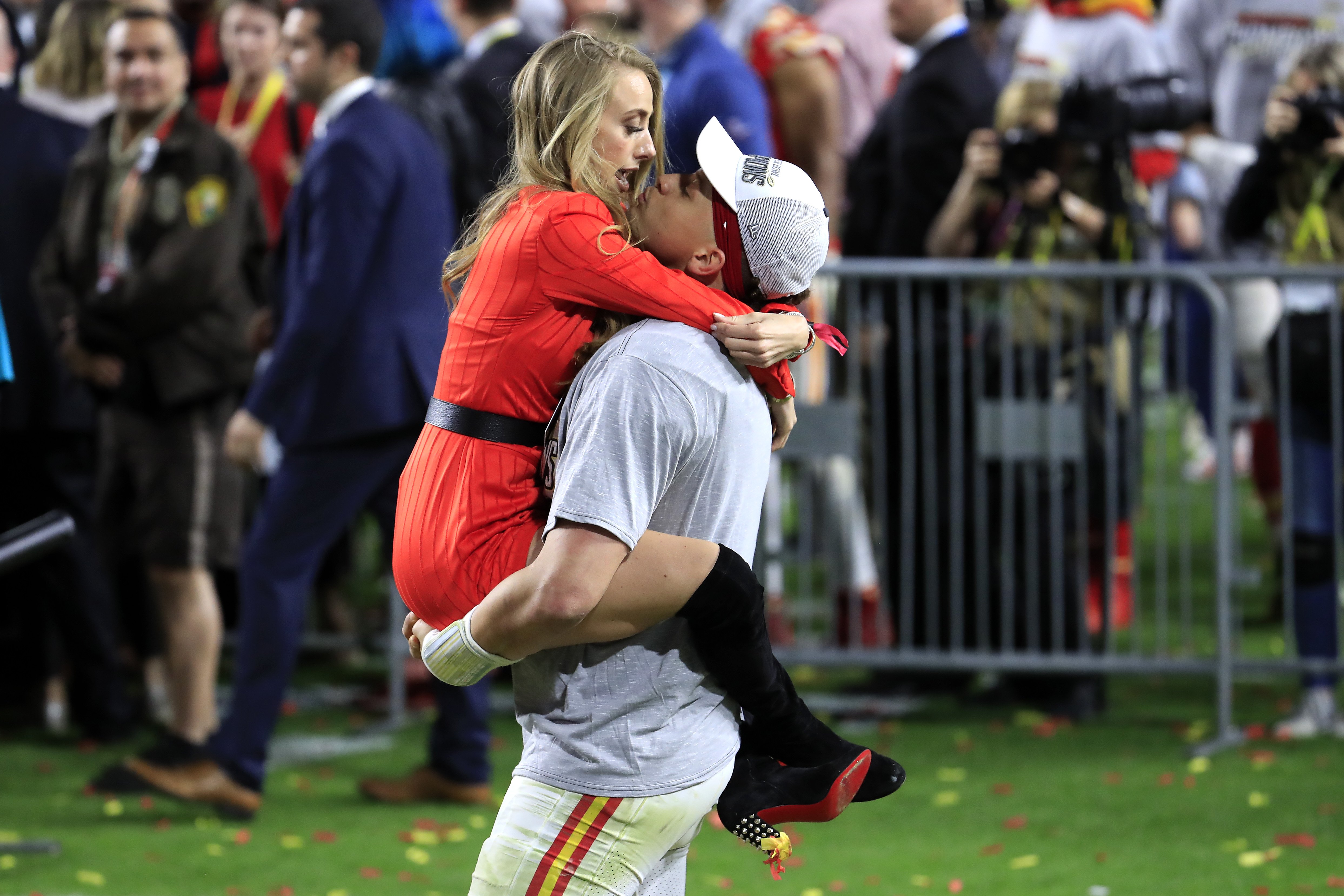 Patrick Mahomes and his fiancee, Brittany Matthews pictured celebrating after the Kansas City Chiefs defeated  the San Francisco 49ers, 2020, Florida. | Photo: Getty Images