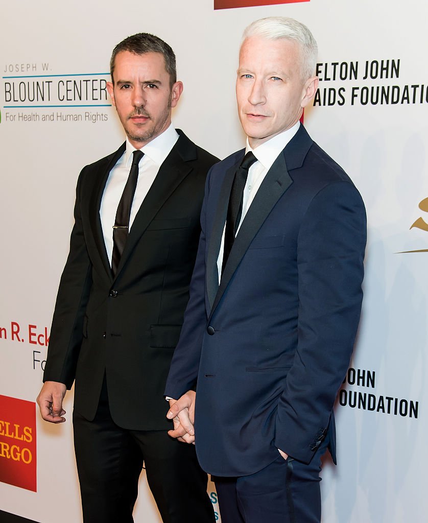 Benjamin Maisani and Anderson Cooper attend Elton John AIDS Foundation at New York City, in 2015 | Photo: Getty Images