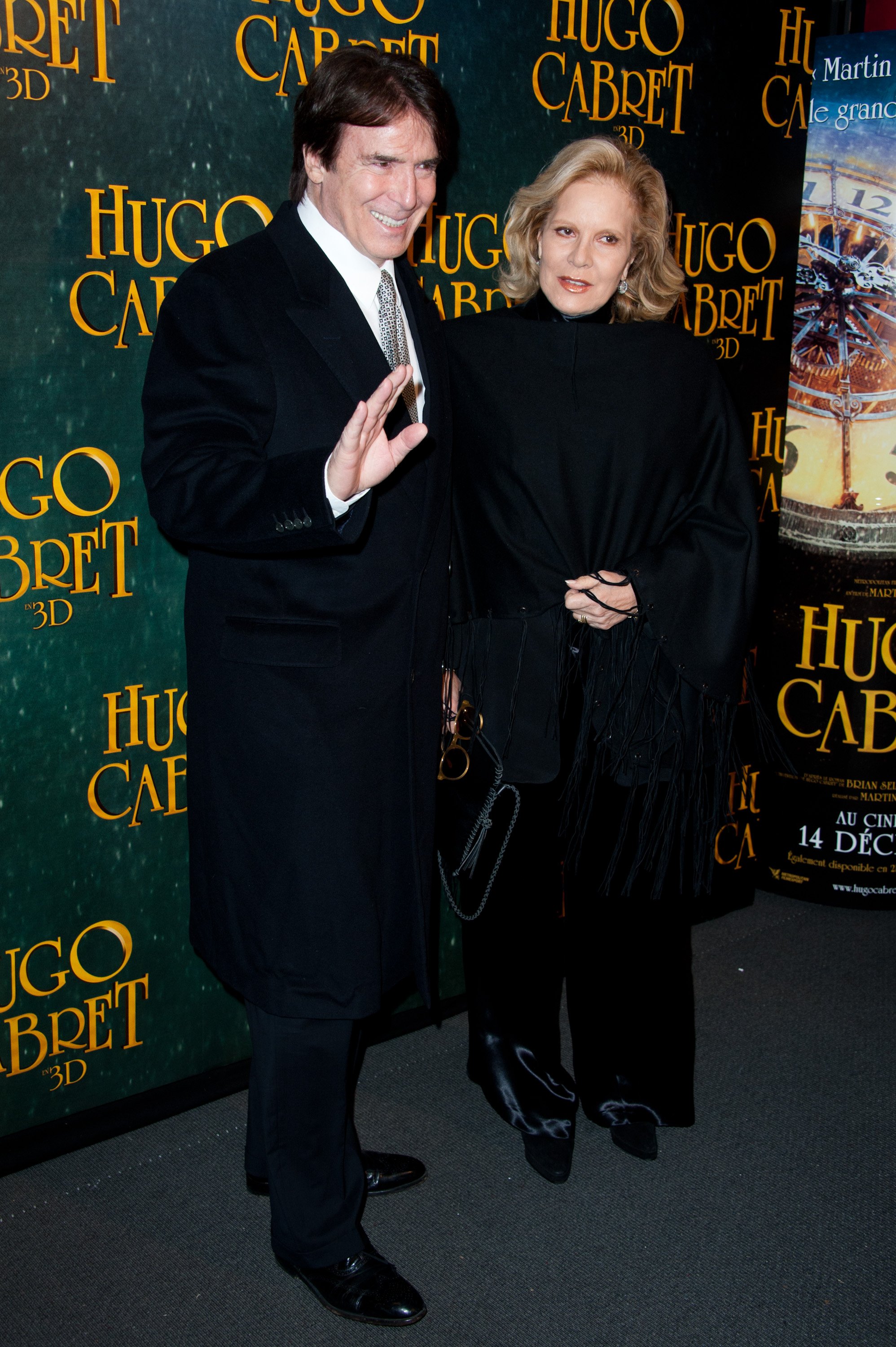 Sylvie Vartan et son mari Tony Scotti assistent à la première de'Hugo Cabret 3D' au cinéma UGC Normandie le 6 décembre 2011 à Paris | Photo : Getty Image