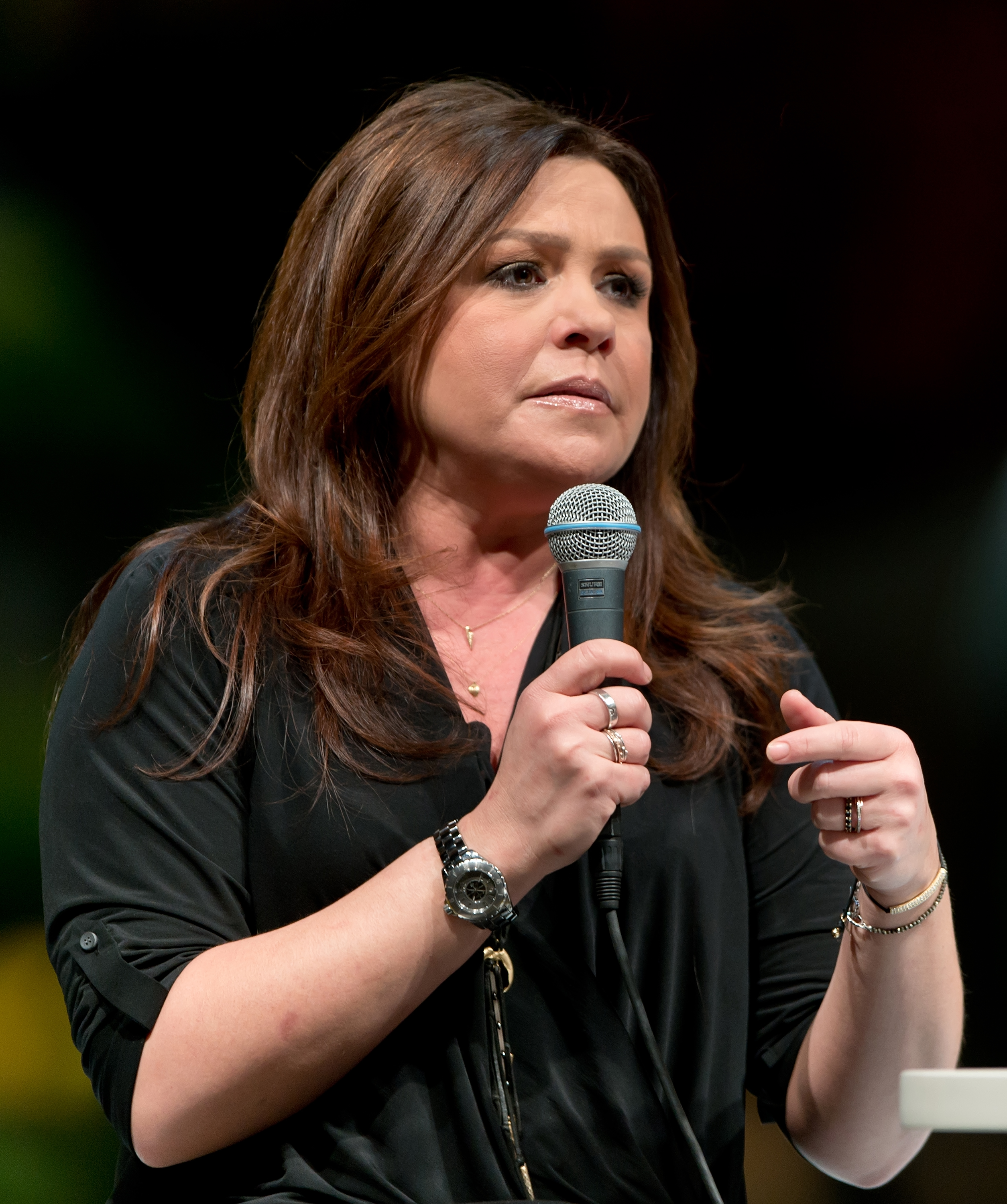 Rachael Ray at the Philadelphia Flower Show on March 7, 2014 | Source: Getty Images