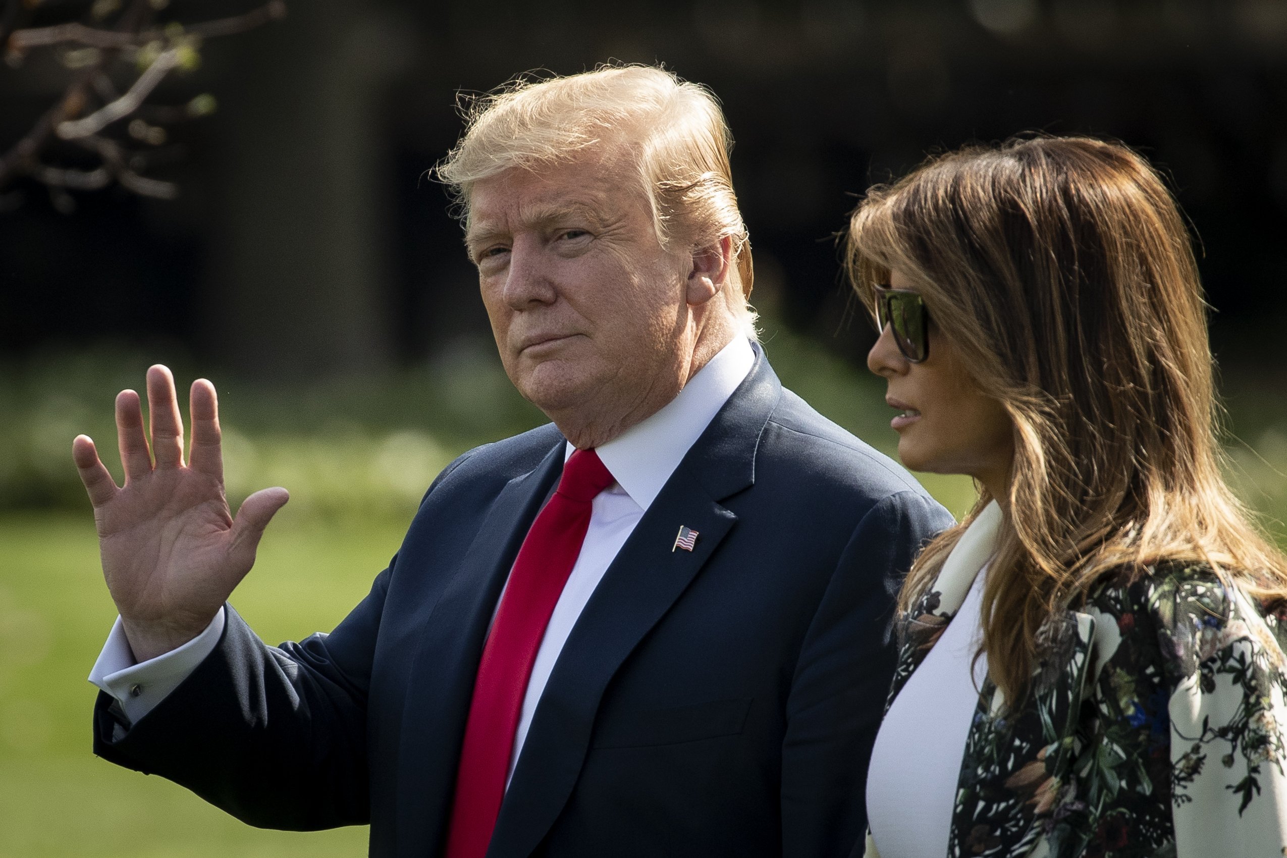 Donald Trump and Melania Trump before their departure from the White House to Mar-A-Lago | Photo: Getty Images