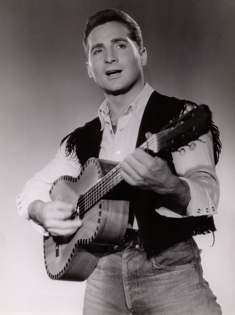 Österreichischer Schlagersänger und Schauspieler Freddy Quinn, Deutschland, 1959. (Foto von Arthur Grimm / United Archives). Quelle: Getty Images
