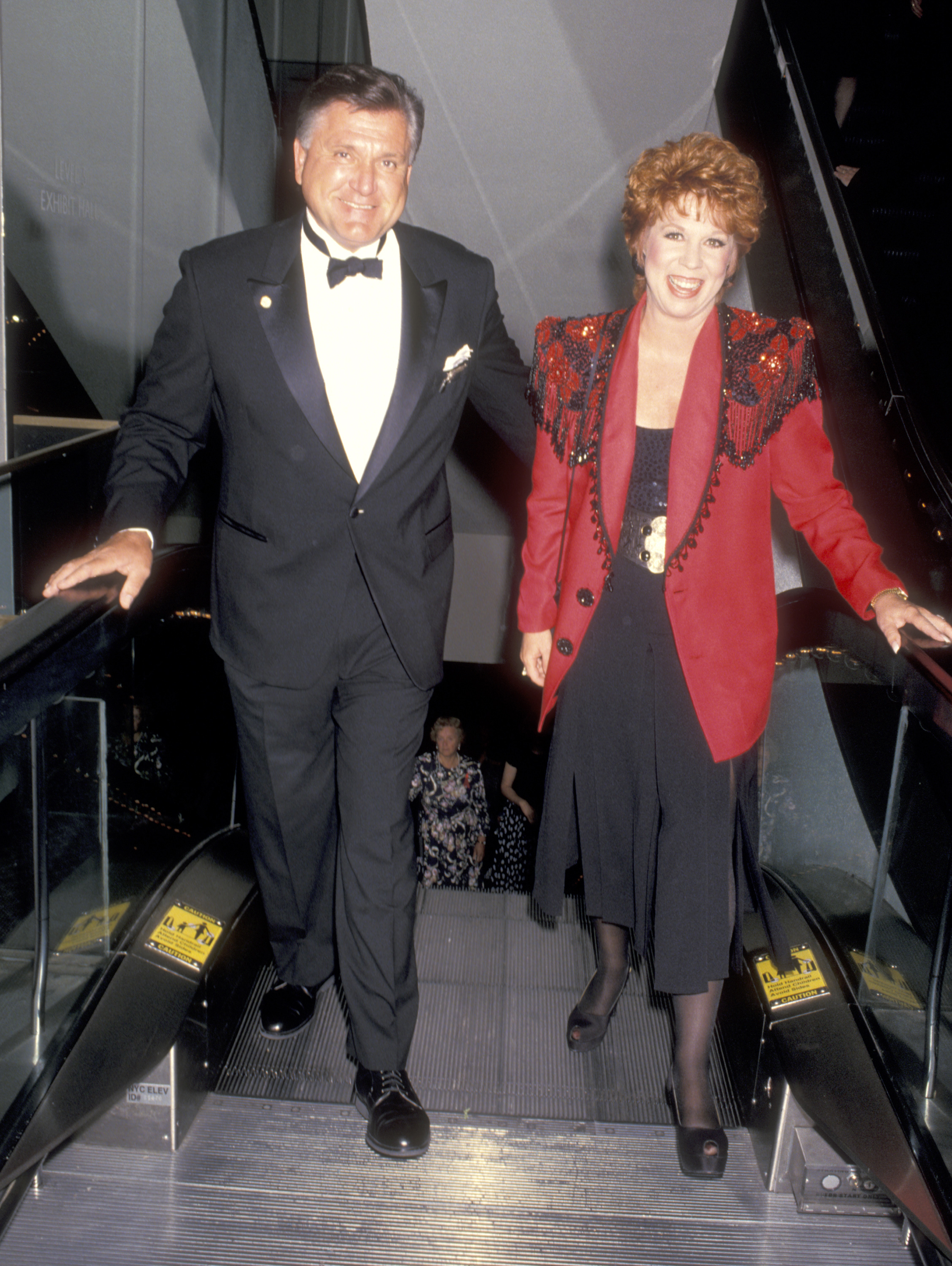 Alvin Schultz and Vicki Lawrence in New York City on May 26, 1993 | Source: Getty Images