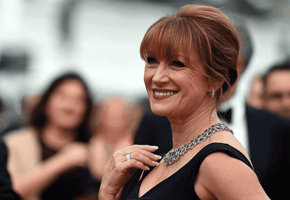 Jane Seymour poses for cameras at the premiere of "Mad Max: Fury Road" for the 68th Cannes Film Festival, on May 14, 2015, in Cannes, France | Source: Ben A. Pruchnie/Getty Images