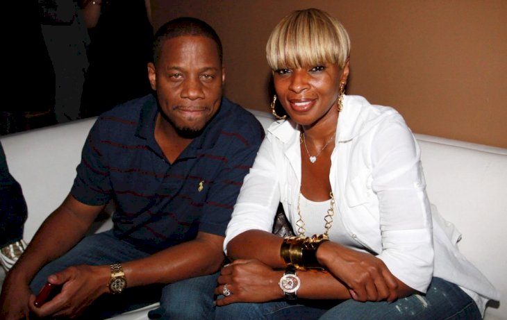  Kendu Isaacs and Mary J. Blige at the YRB Magazine Art Issue Release Party at Lucky Strike on August 23, 2010, in New York City. | Photo: Getty Images