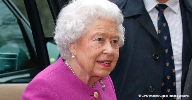 Fans Worried About Queen’s Health After They Spot a ‘Terrible Bruise’ on Her Left Hand