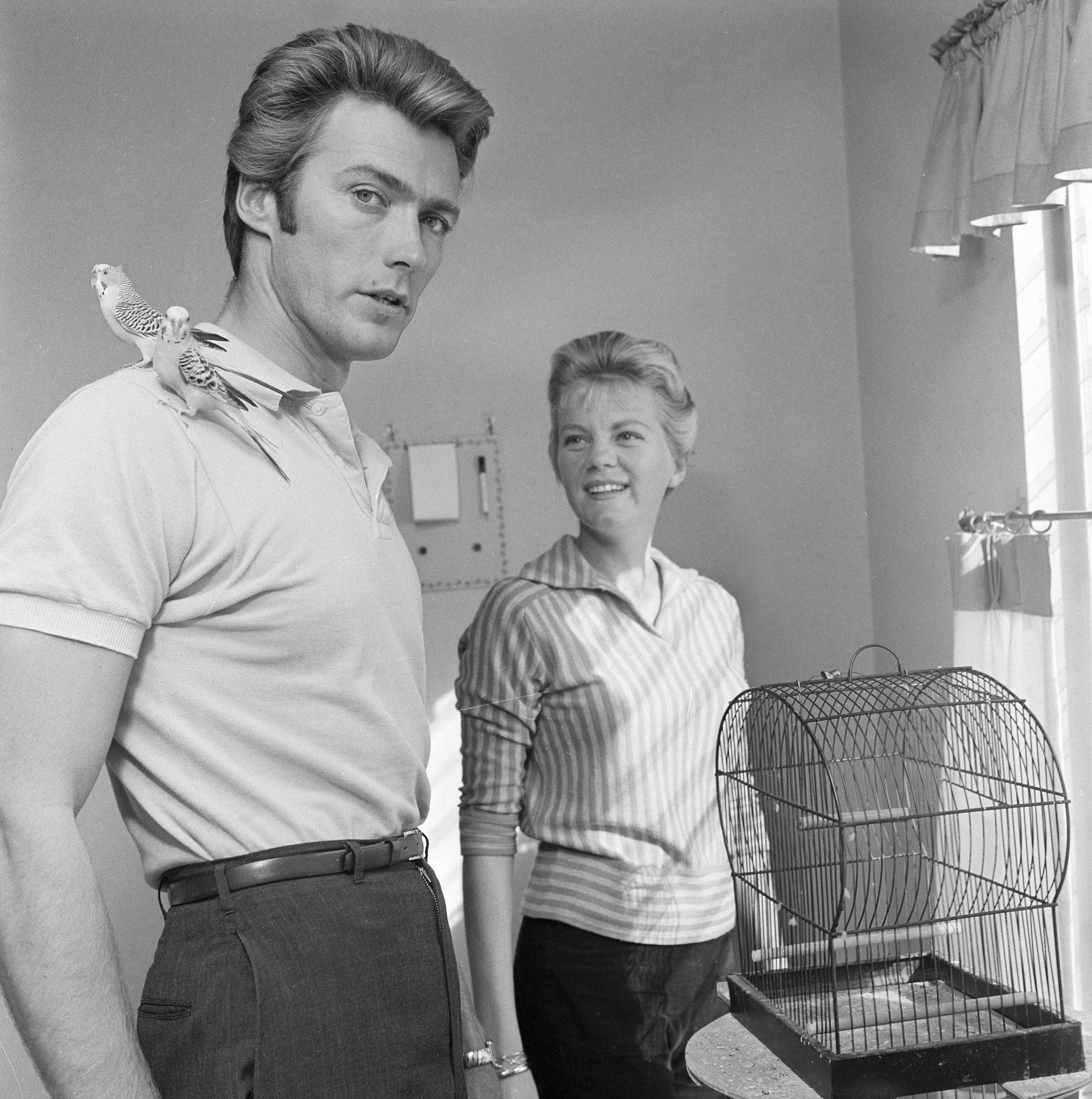 Clint Eastwood and Maggie Johnson on October 1, 1959. | Source: Getty Images