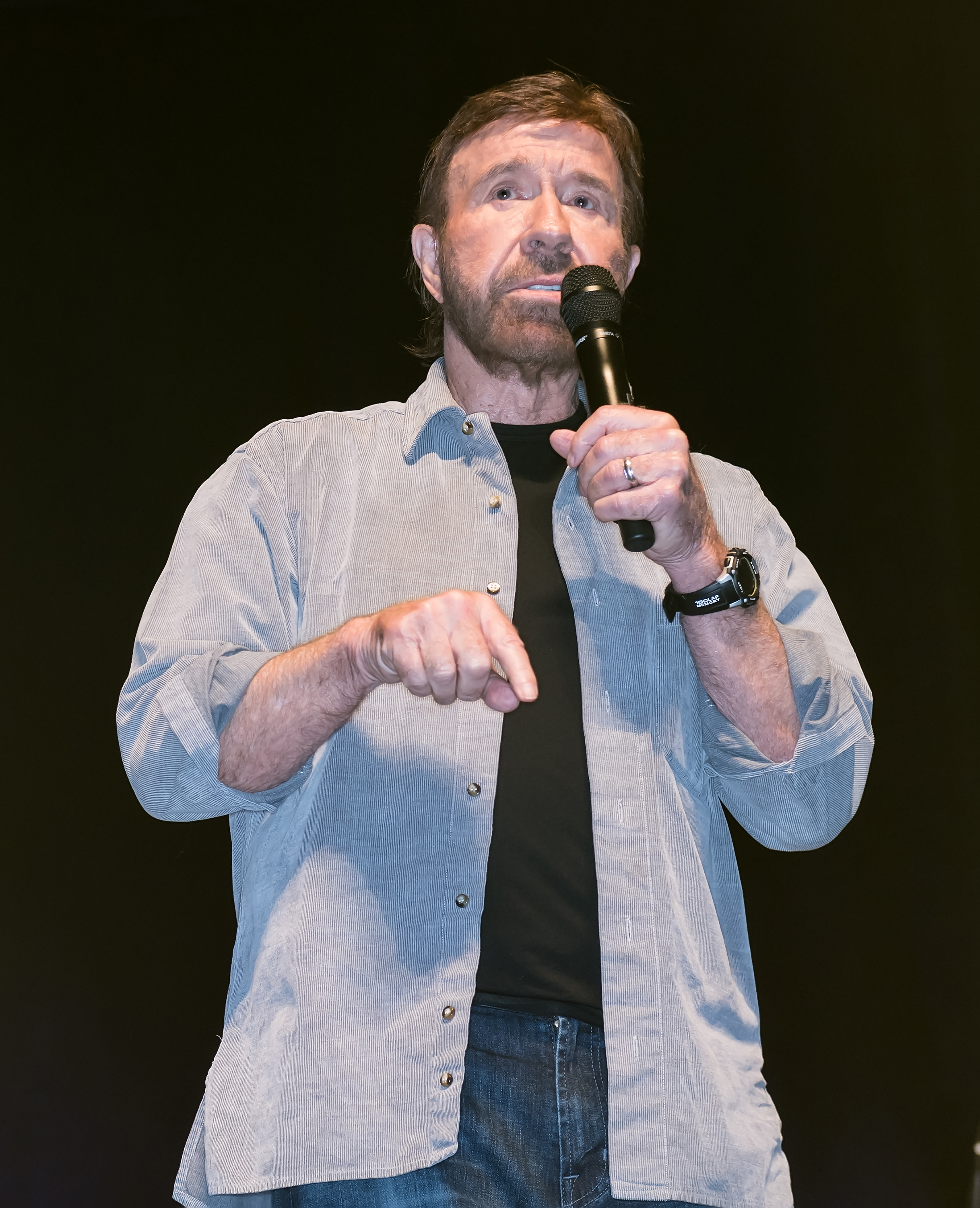 Chuck Norris make his Wizard World Comic Con debut during Wizard World Comic Con Philadelphia 2017 - Day 3 at Pennsylvania Convention Center on June 3, 2017 in Philadelphia, Pennsylvania. | Source: Getty Images