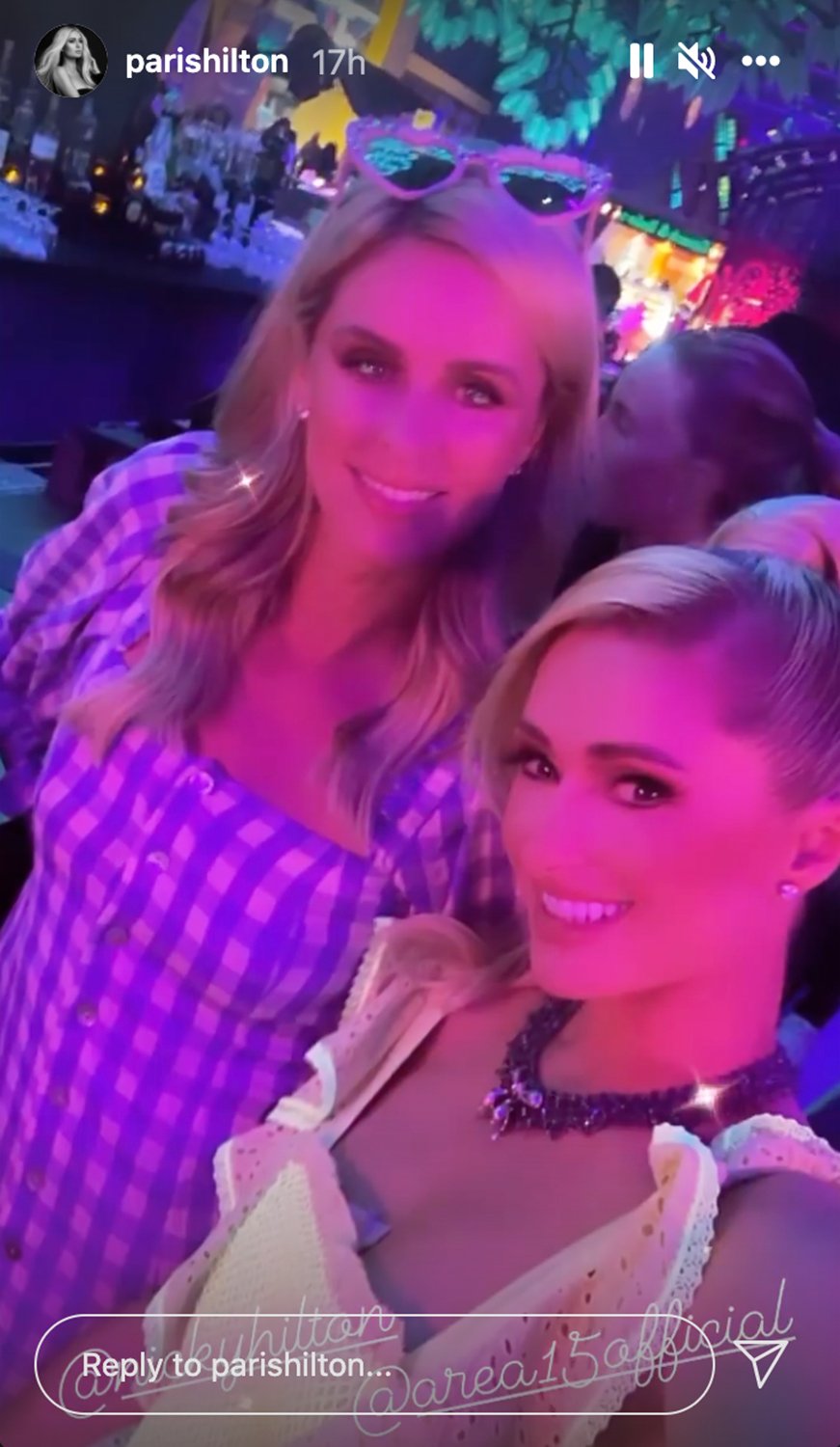 Paris Hilton with her sister Nicky Hilton at the Zouk Nightclub in Las Vegas, Nevada | Photo: Instagram.com/stories/parishilton