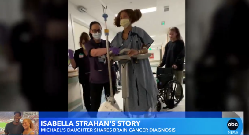 Isabella Strahan relearning how to walk from a video dated January 11, 2024 | Source: twitter.com/GMA