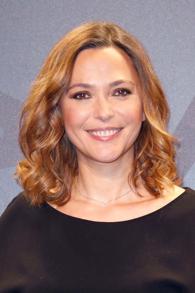 Sandrine Quetier assiste à la cérémonie d'ouverture au cours de la 21e L'Alpe D'Huez Comedy Film Festival le 16 janvier 2018 à l'Alpe d'Huez, France. | Photo : Getty Images Sandrine Quetier assiste à la cérémonie d'ouverture au cours de la 21e L'Alpe D'Huez Comedy Film Festival le 16 janvier 2018 à l'Alpe d'Huez, France. | Photo : Getty Images