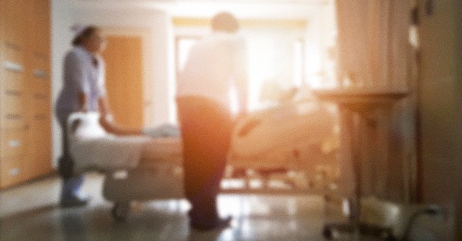 Meine Mutter würde schließlich im Krankenhaus landen. | Quelle: Shutterstock