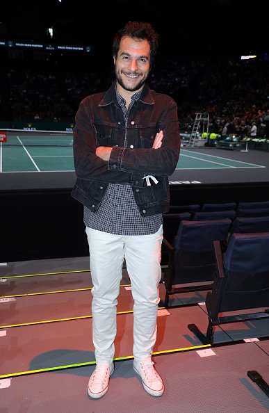 Amir Haddad assiste au Rolex Paris Masters à l'AccorHotels. |Photo : Getty Images