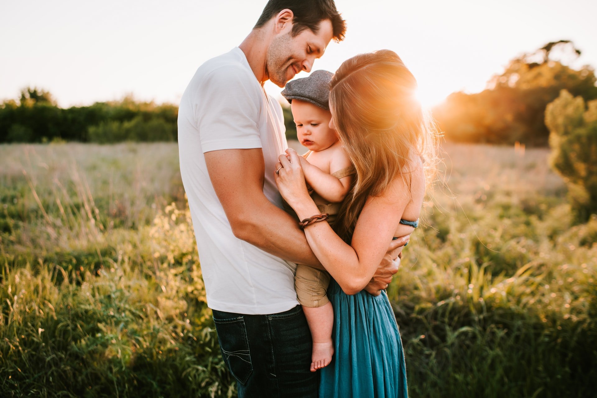 Photo of a happy family his girlfriend was looking at | Source: Unsplash