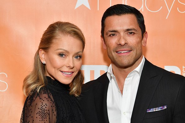 Kelly Ripa and Mark Consuelos attend the 2019 TrevorLIVE New York Gala at Cipriani Wall Street in New York City | Photo: Getty Images