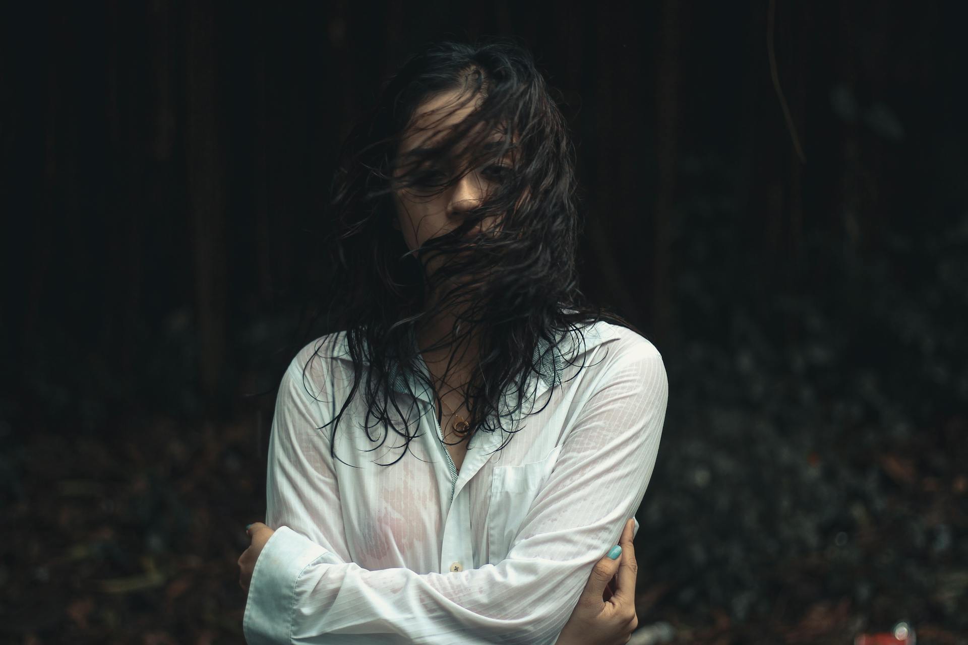 A woman with wet hair | Source: Pexels