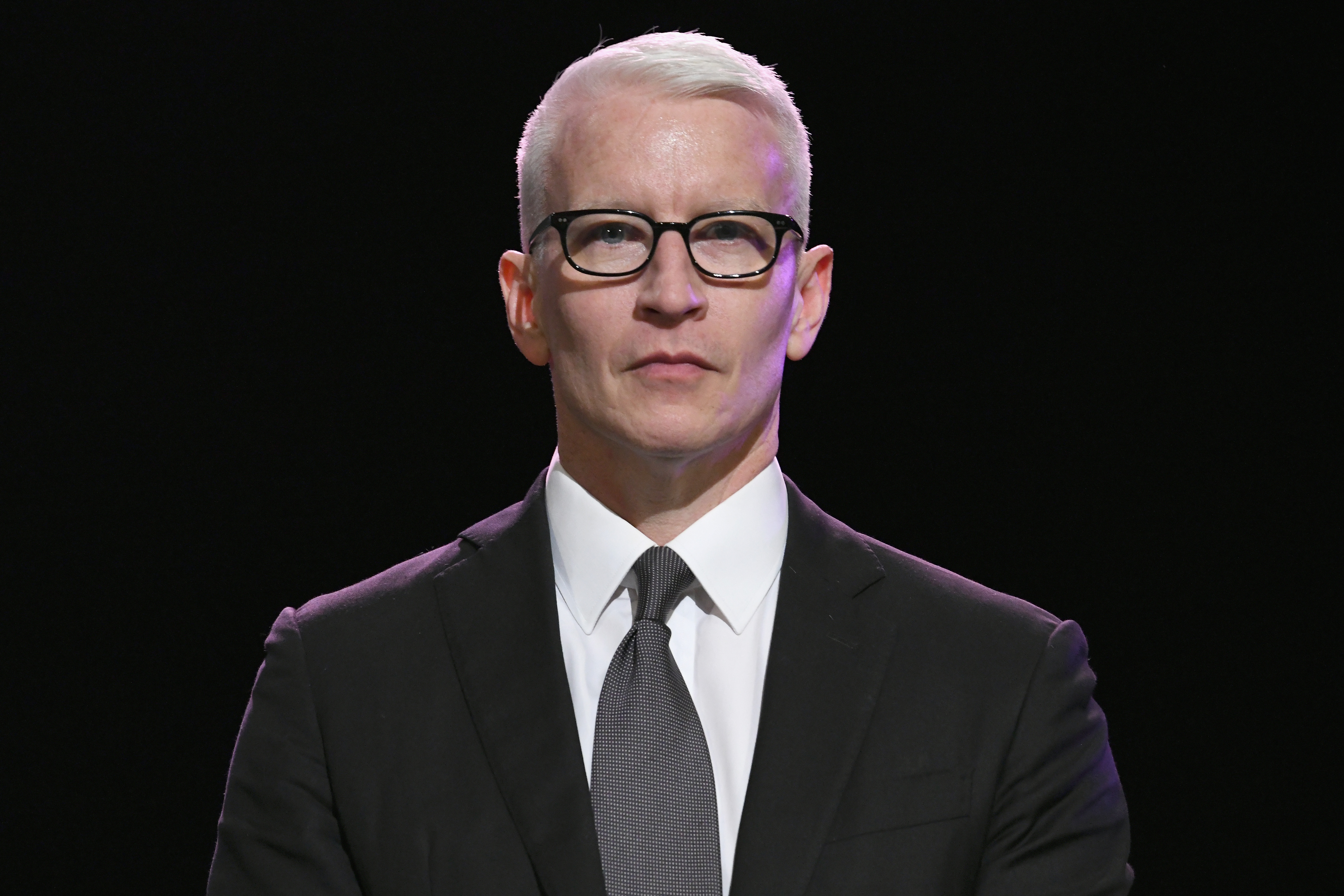 Anderson Cooper attends the Sean Penn CORE Gala at The Wiltern in Los Angeles on January 5, 2019 | Source: Getty Images