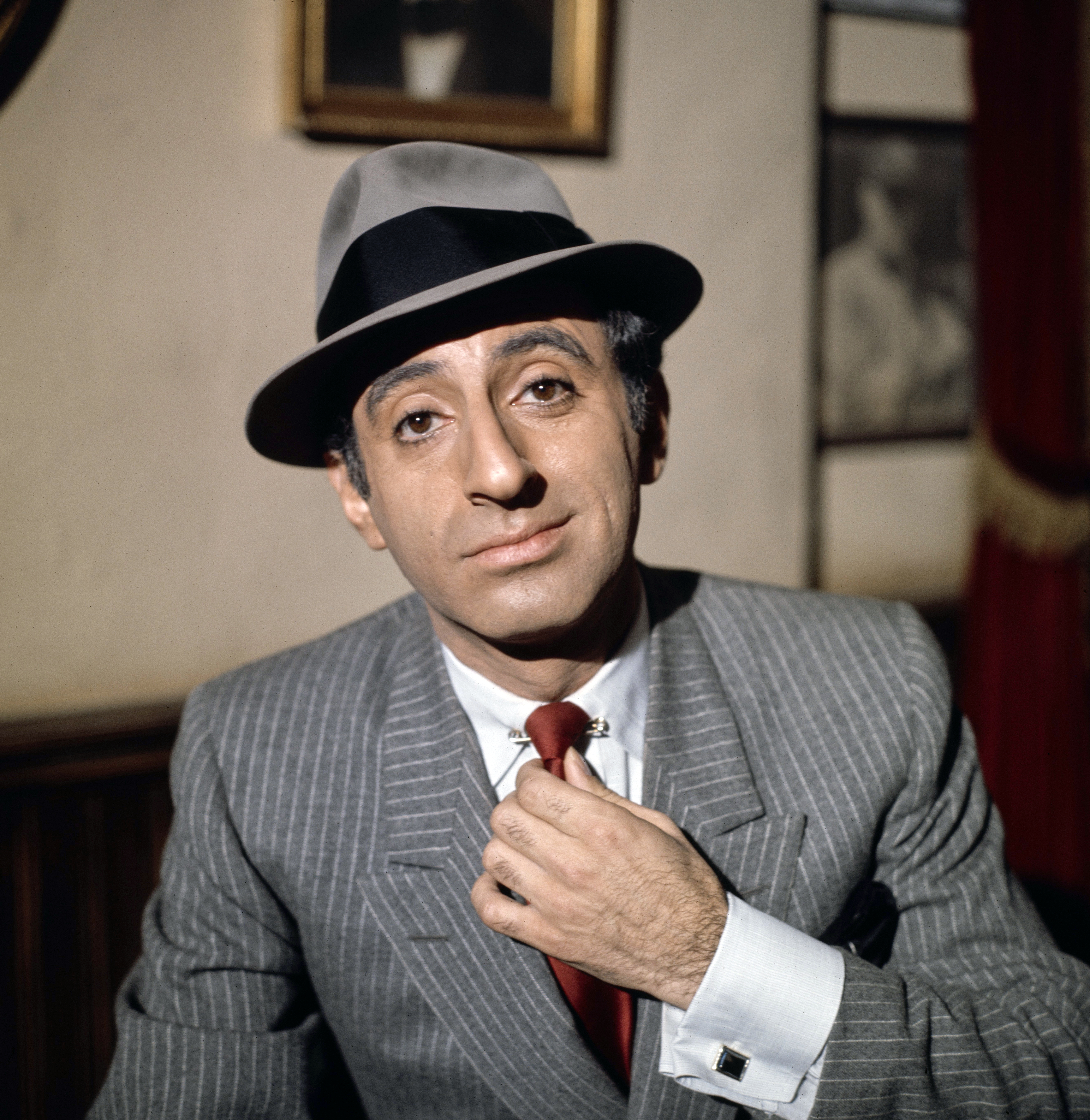 Jamie Farr as Duke in the CBS sitcom "The Chicago Teddy Bears" on September 17, 1971 | Source: Getty Images