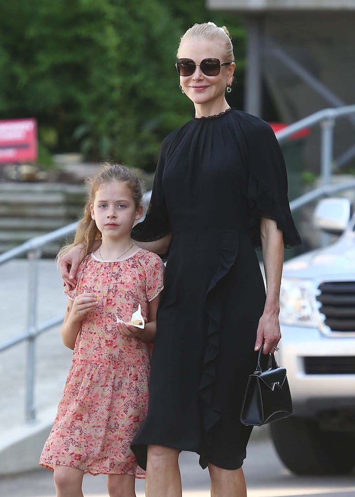 Nicole Kidman spotted going to church with daughter, Faith in Sydney's Lavender Bay. | Photo: Matrix Pictures