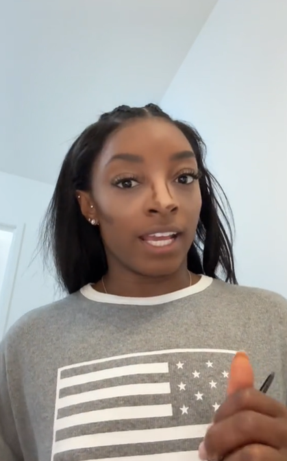 Simone Biles says she won't get Botox treatments again after a bad experience with the cosmetic enhancement, posted in August 2024 | Source: TikTok/simonebilesowens