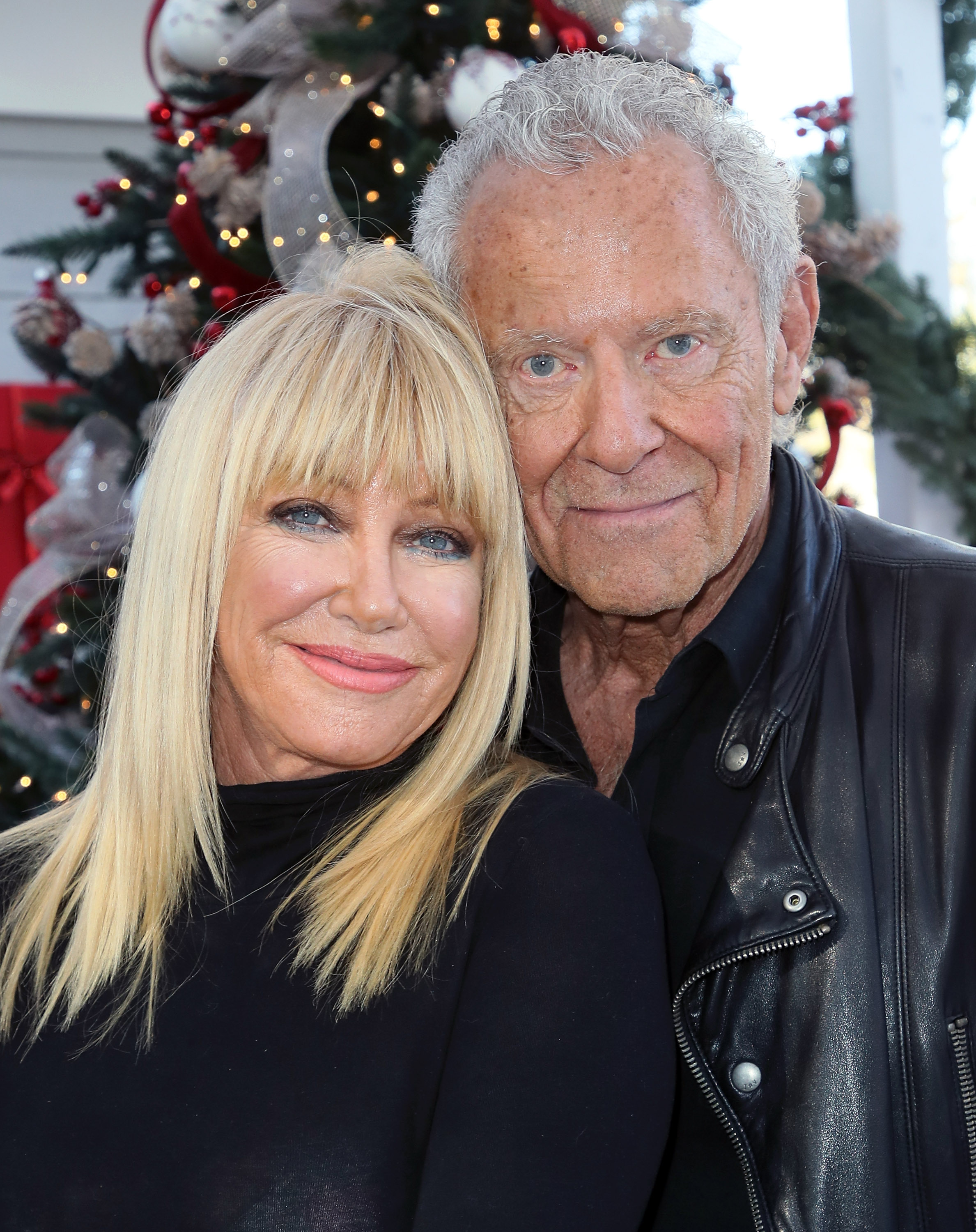 Suzanne Somers and Alan Hamel visit Hallmark's "Home & Family" at Universal Studios Hollywood on December 15, 2017 in Universal City, California. | Source: Getty Images