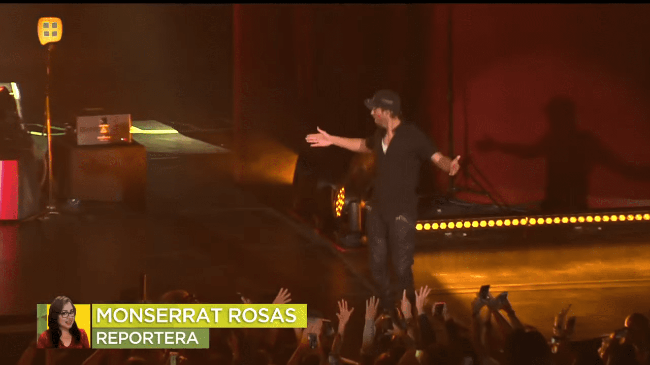 Enrique deleitando a su público en México │Imagen tomada de YouTube / Ventaneando Enrique deleitando a su público en México │Imagen tomada de YouTube / Ventaneando