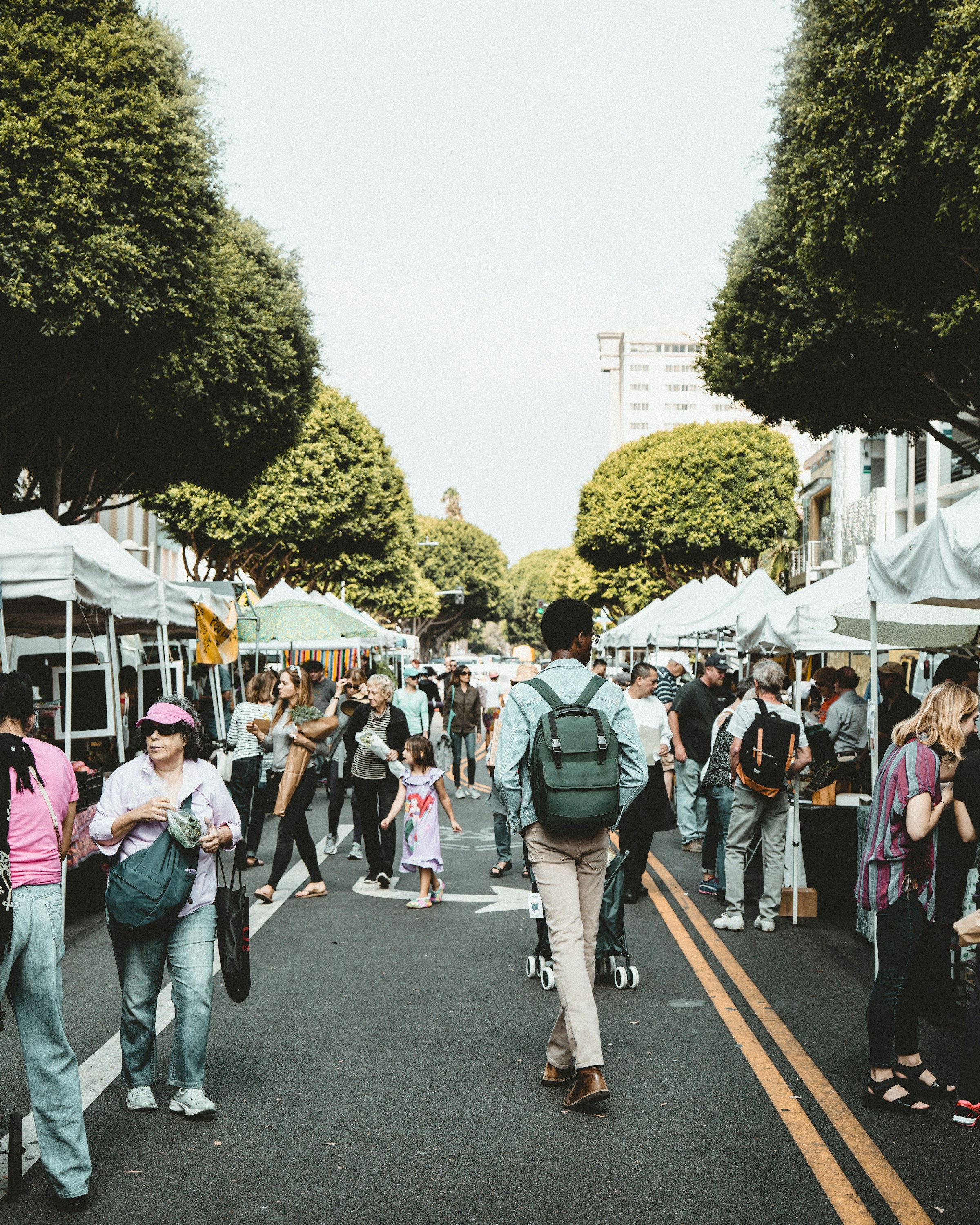 People at a farmer's market | Source: Unsplash