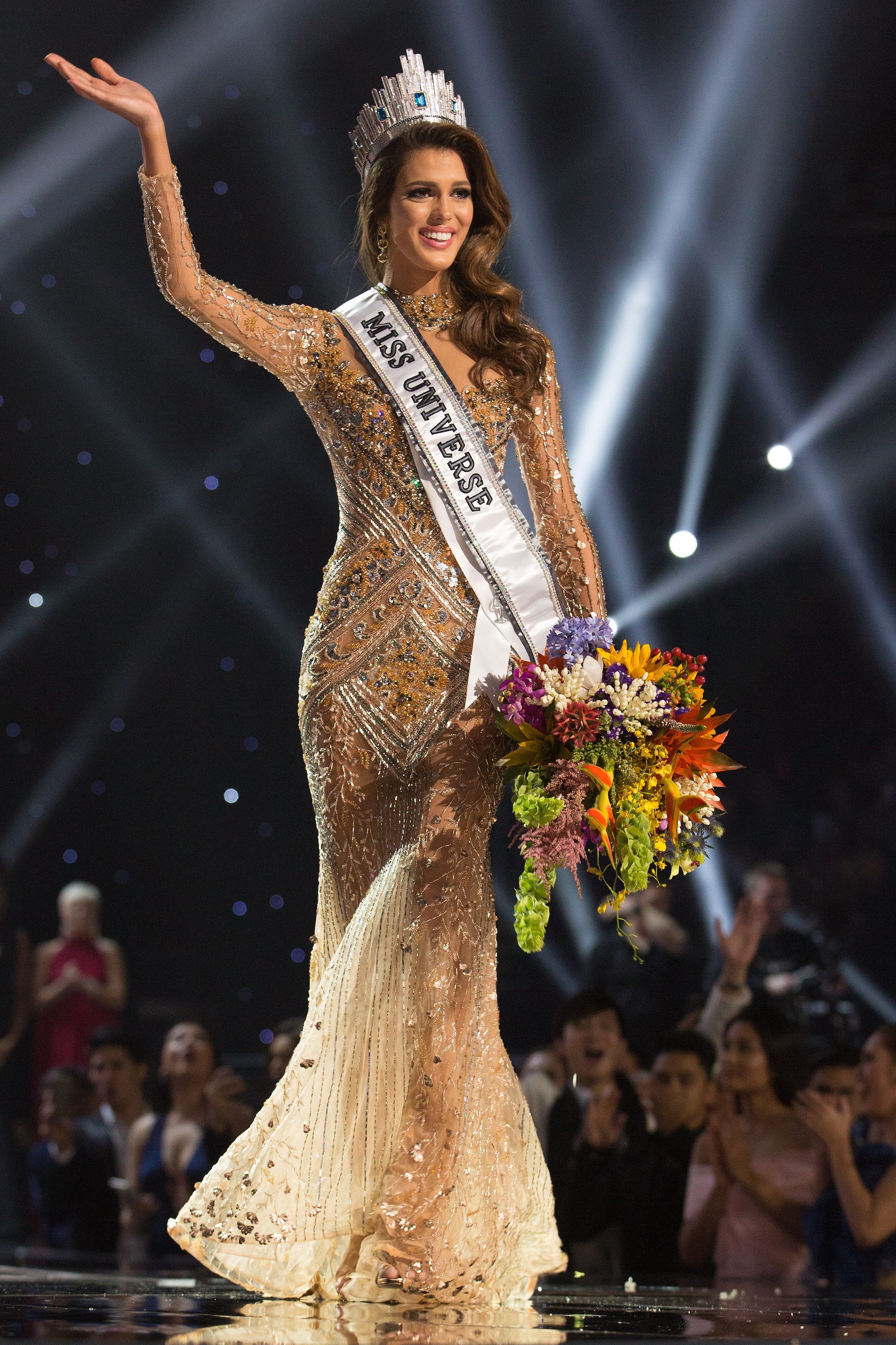 Iris Mittenaere crowned Miss Universe in an special that aired on January 29, 2016 | Source: Getty Images
