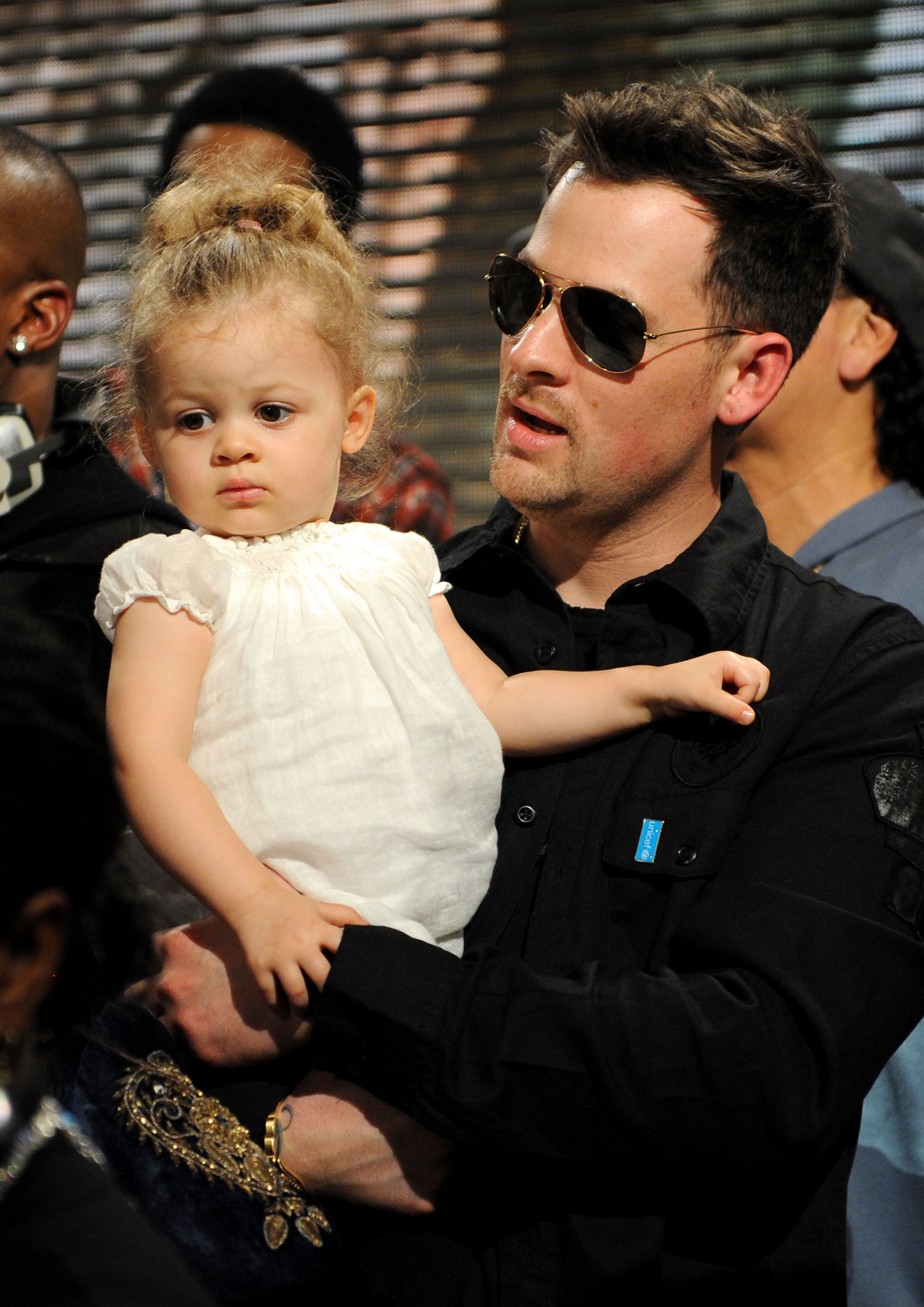 Singer Joel Madden and daughter Harlow Kate at Jim Henson Studios on February 1, 2010 in Hollywood, California | Source: Getty Images