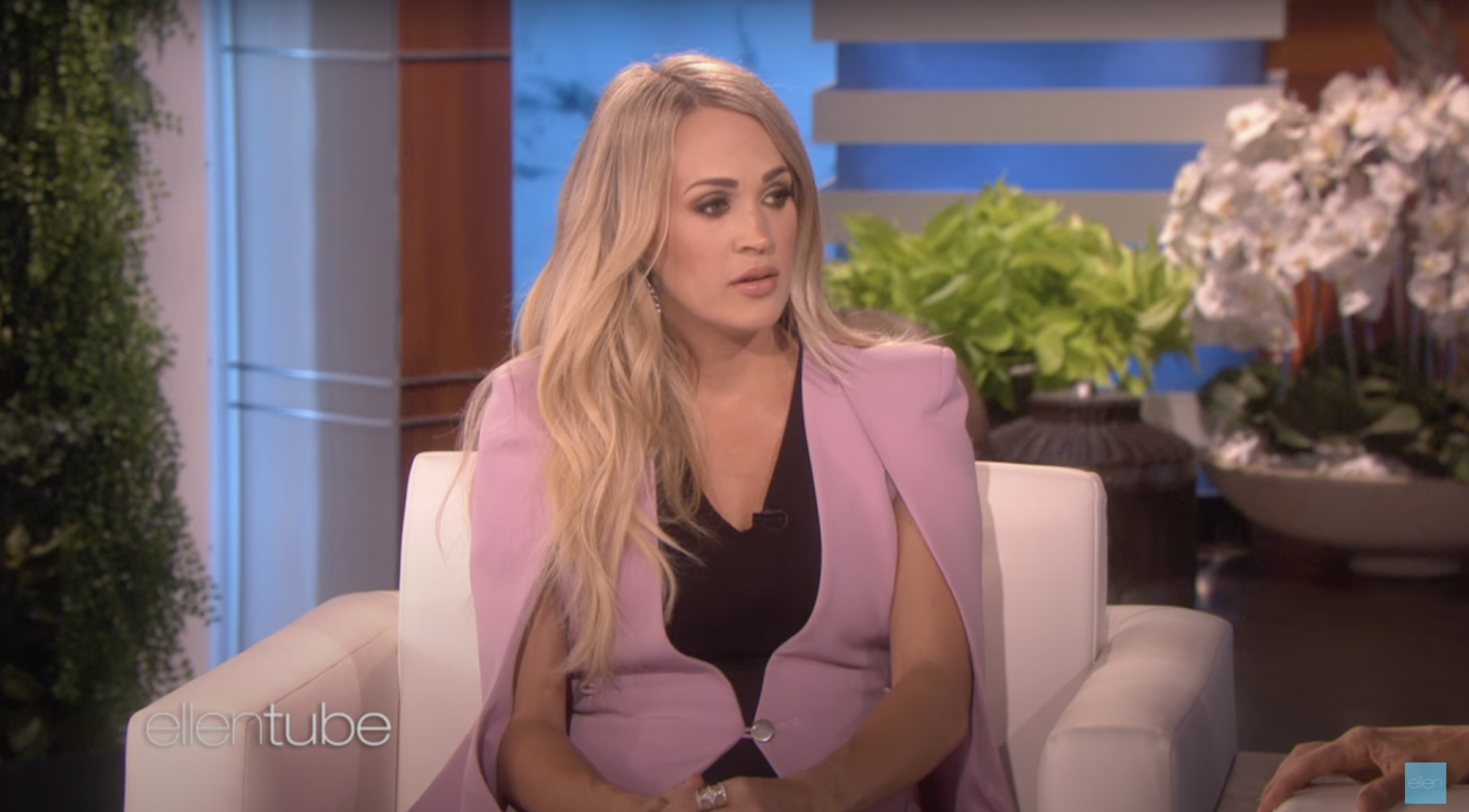 Carrie Underwood on "The Ellen Show," from a video posted on September 19, 2018 | Source: YouTube/TheEllenShow