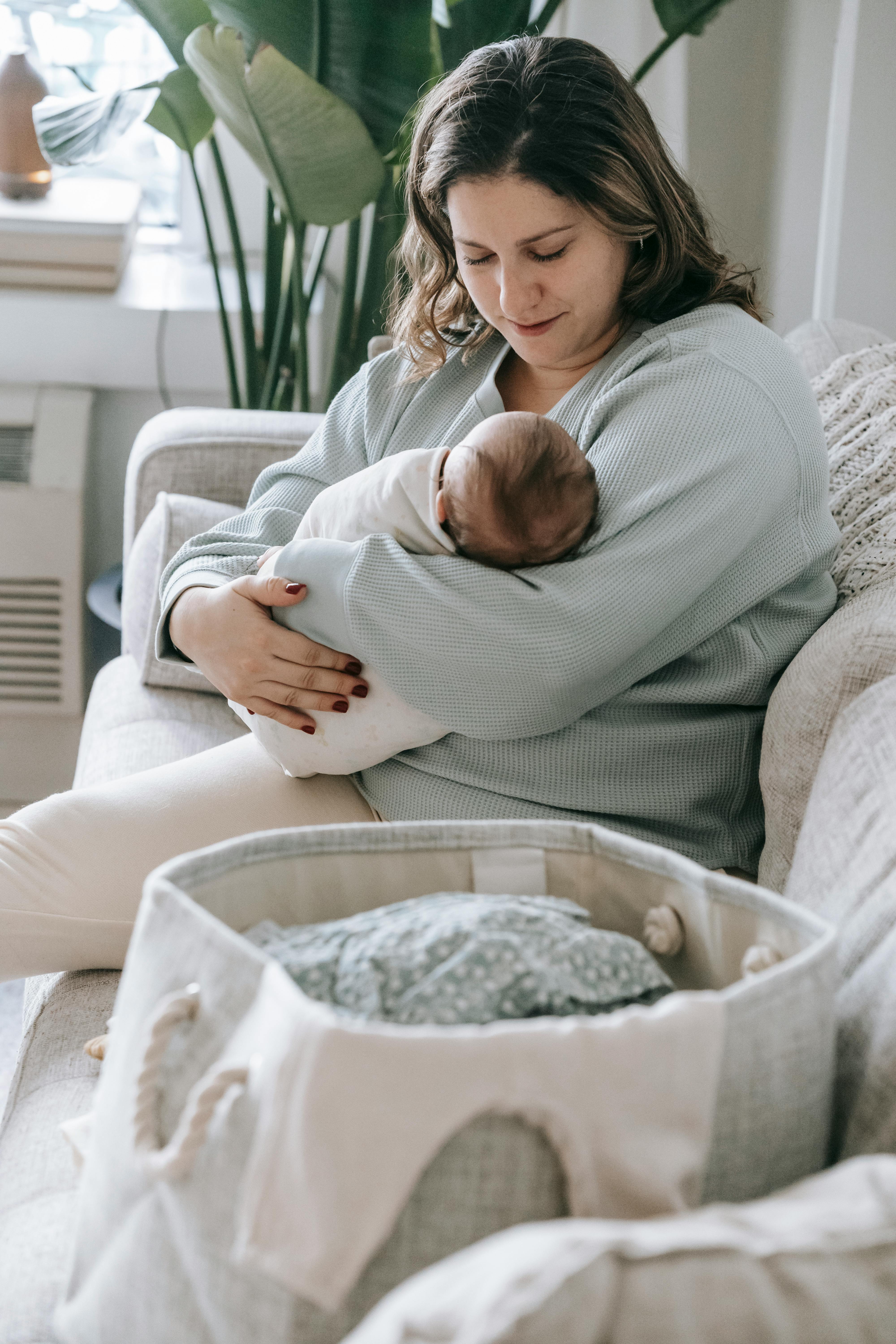 A mother and her newborn. For illustration purposes only | Source: Pexels