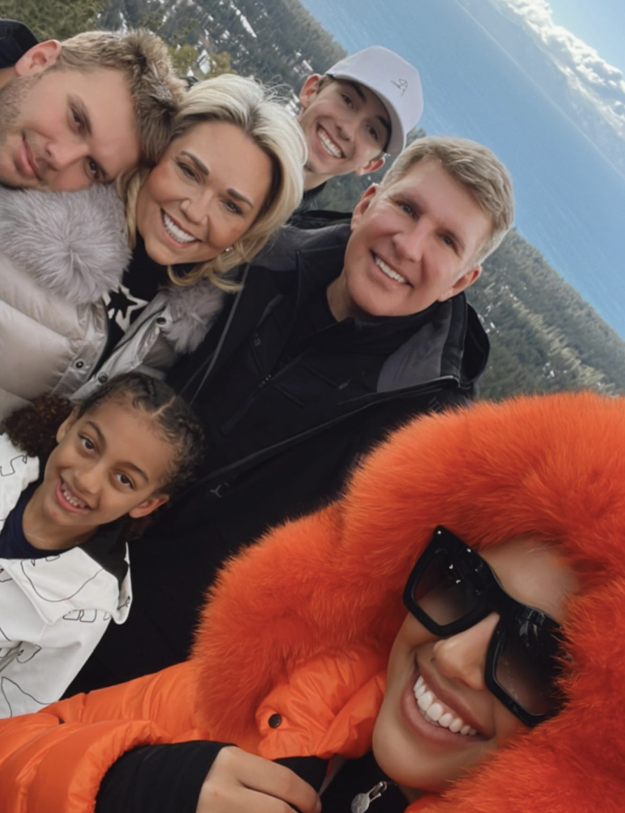 Chloe Chrisley and family from a post dated April 6, 2023. | Source: Instagram/savannahchrisley