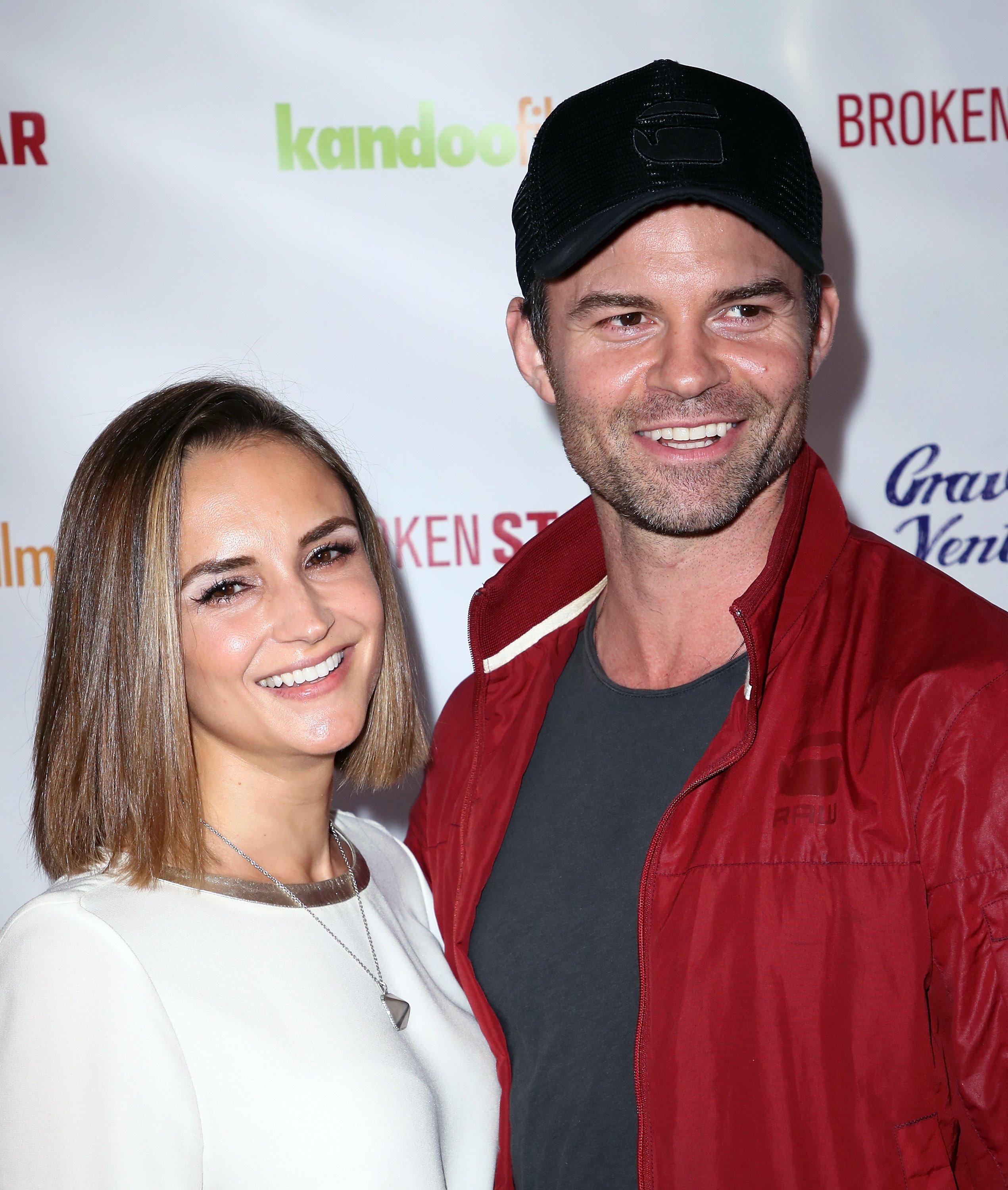 Rachael Leigh Cook and Daniel Gillies attend the pemiere of Gravitas Ventures' "Broken Star" at TCL Chinese 6 Theatres on July 18, 2018, in Hollywood, California. | Source: Getty Images