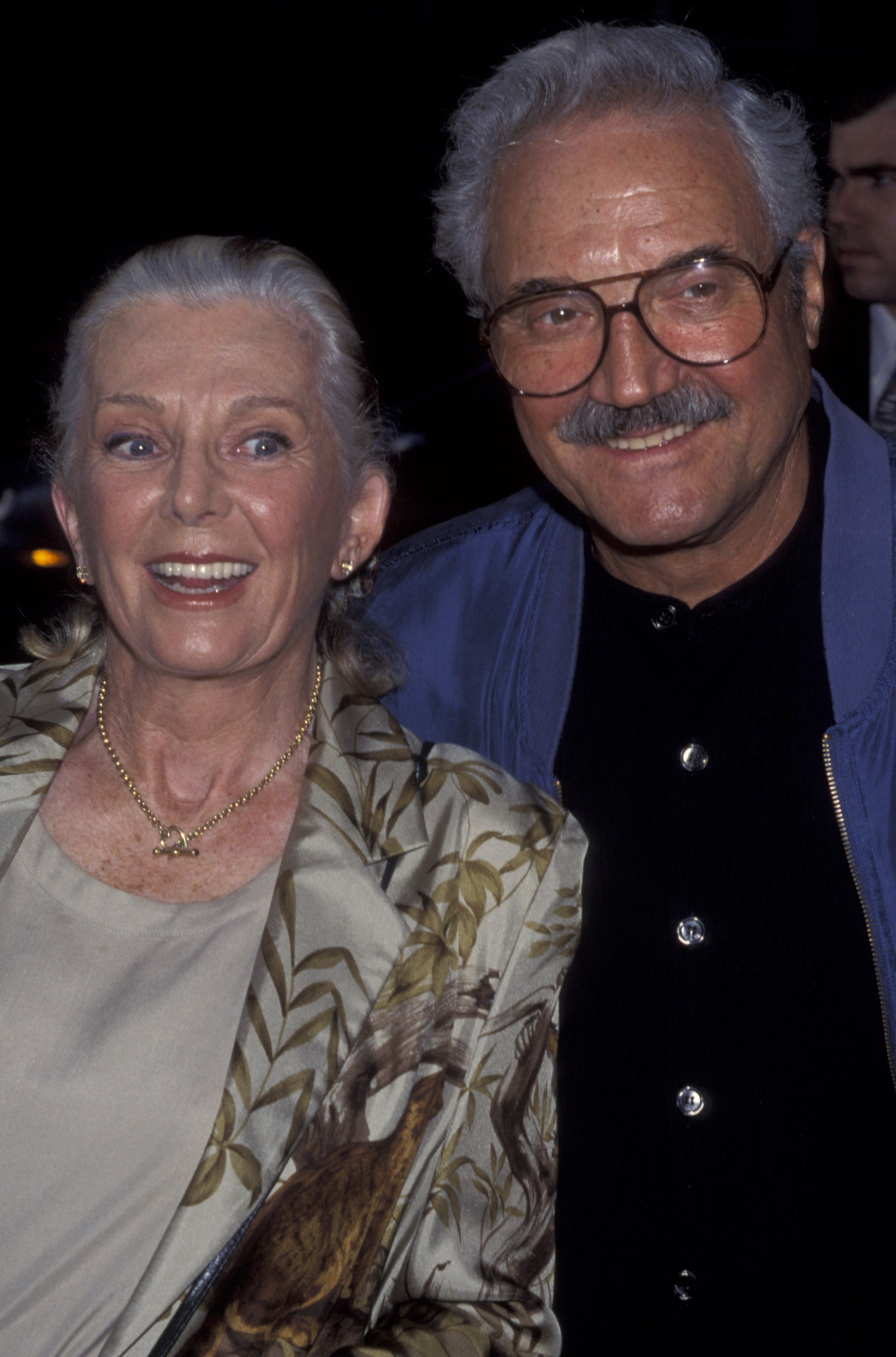 Frances Martin and Hal Linden at the Carol Baldwin Celebrity Golf Tournament dinner party on August 9, 1998. | Source: Getty Images
